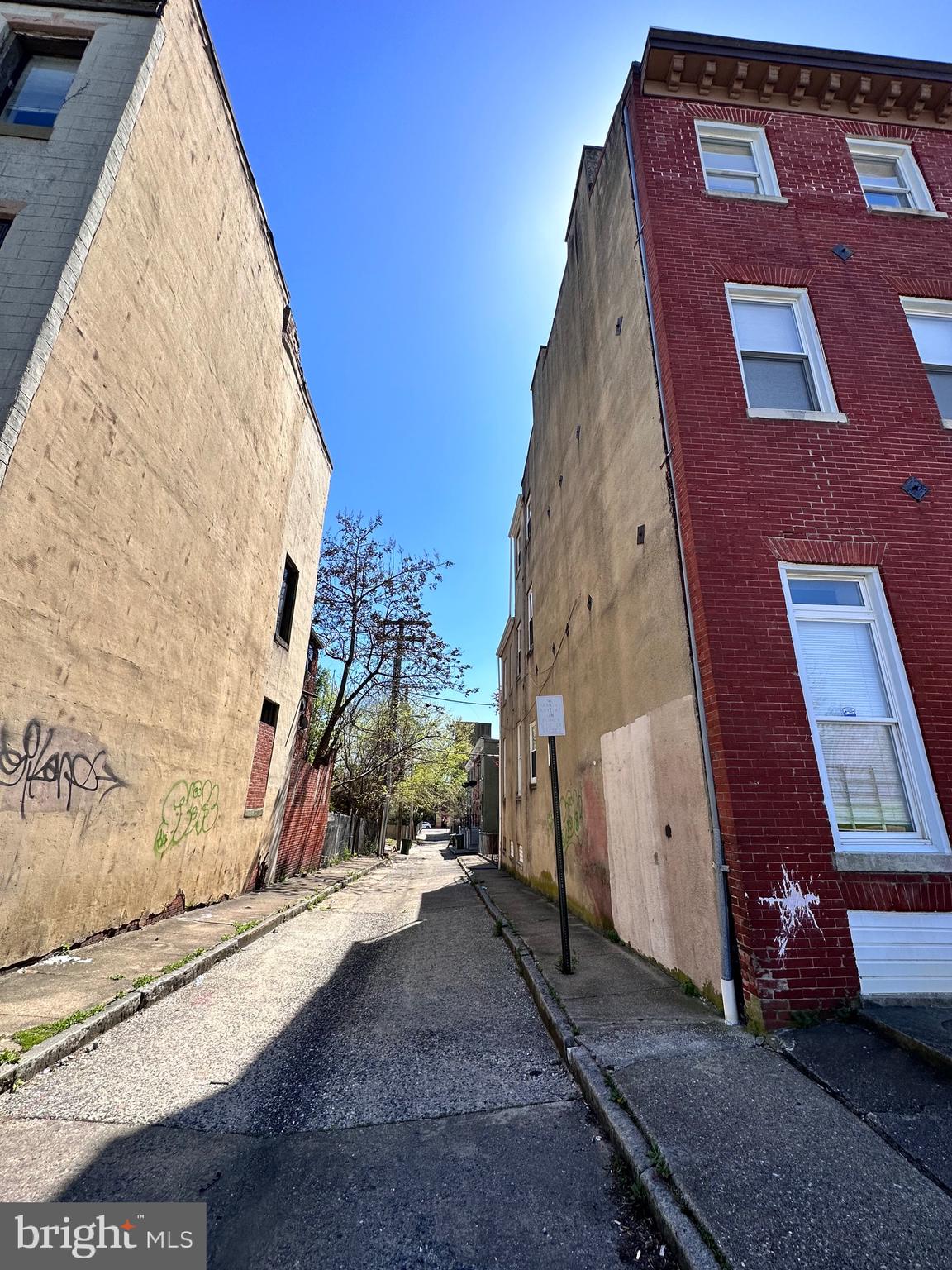 FRANKLIN SQUARE HISTORIC DISTRICT - Residential Lease