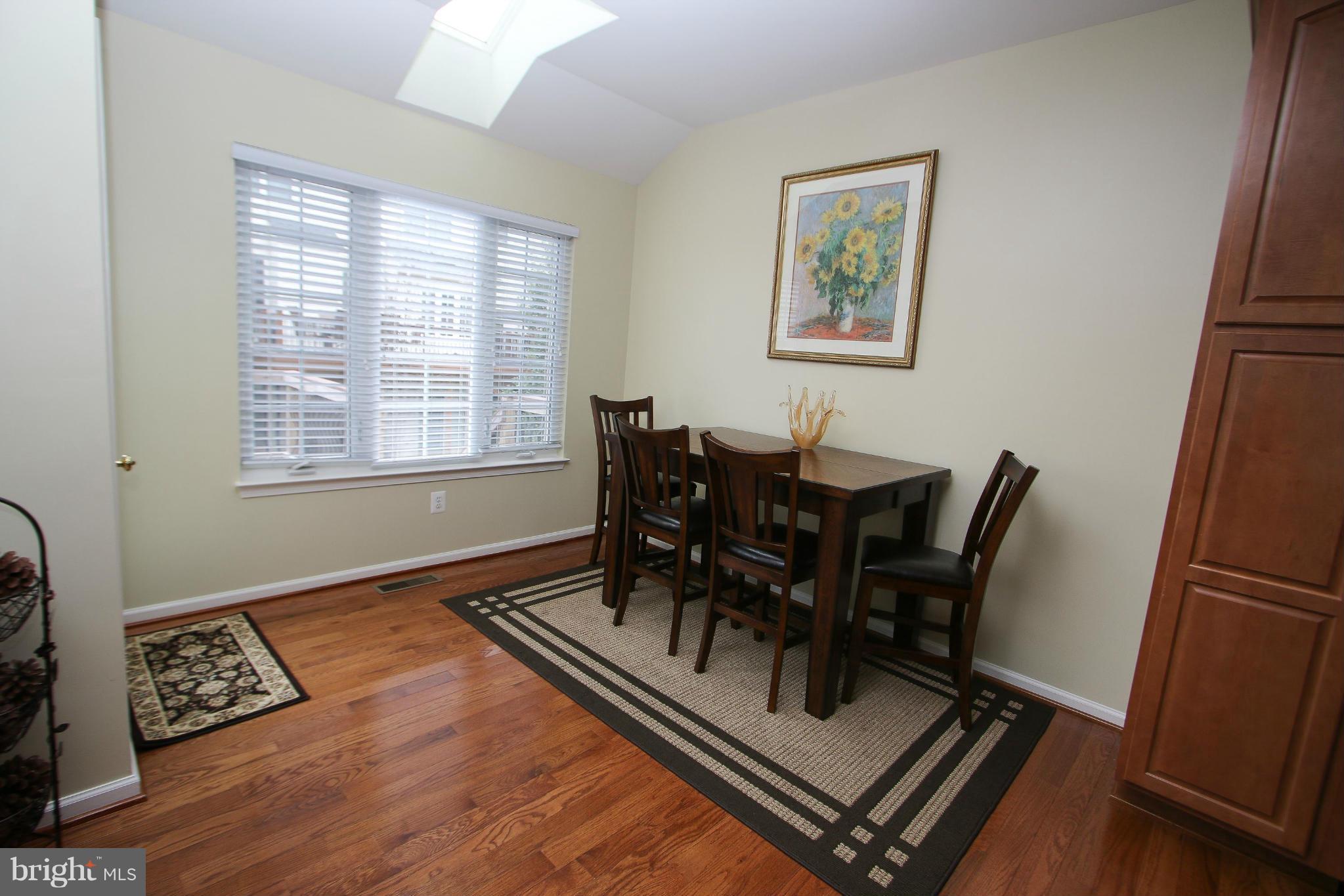 SOUTH RIDING - Residential