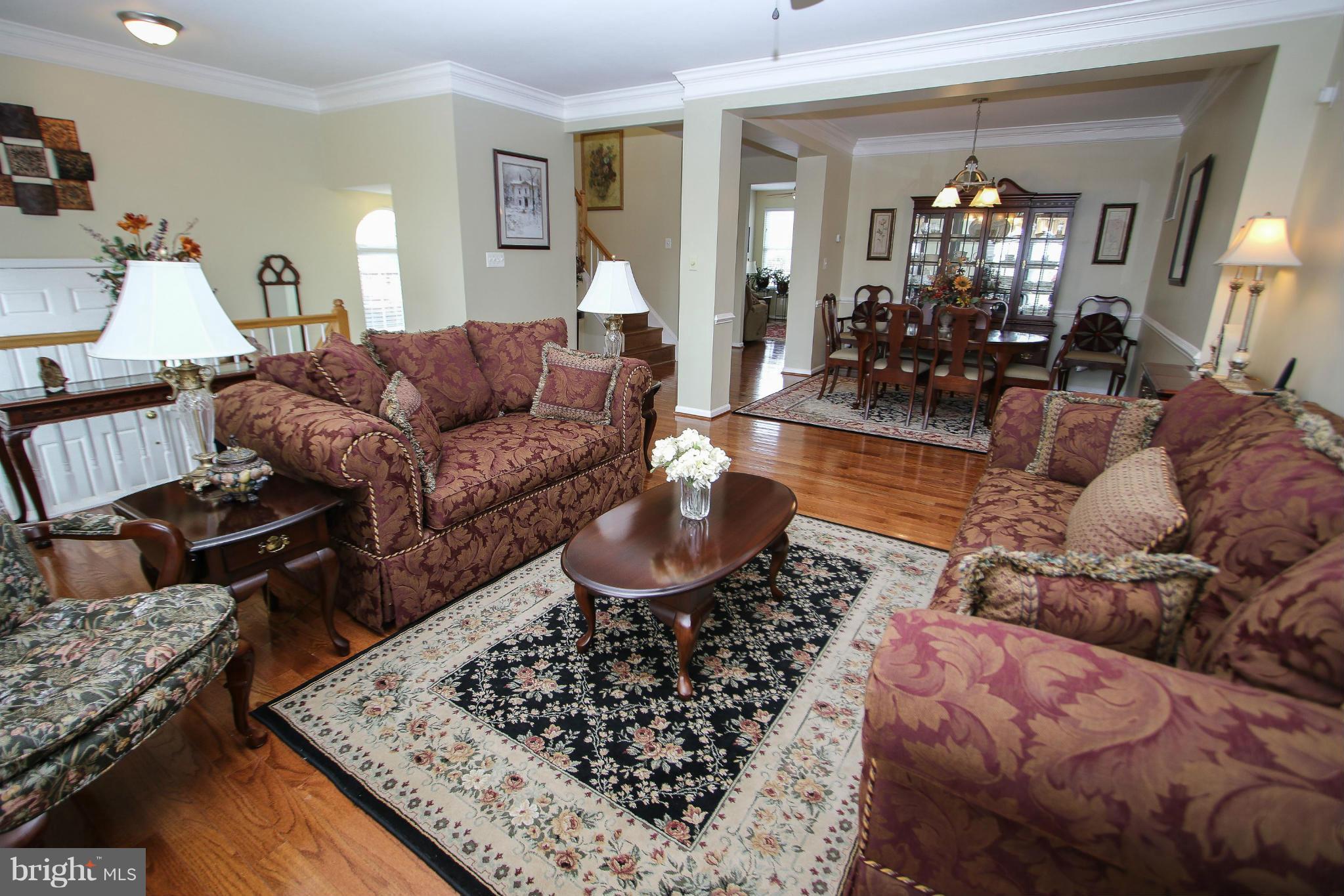 SOUTH RIDING - Residential