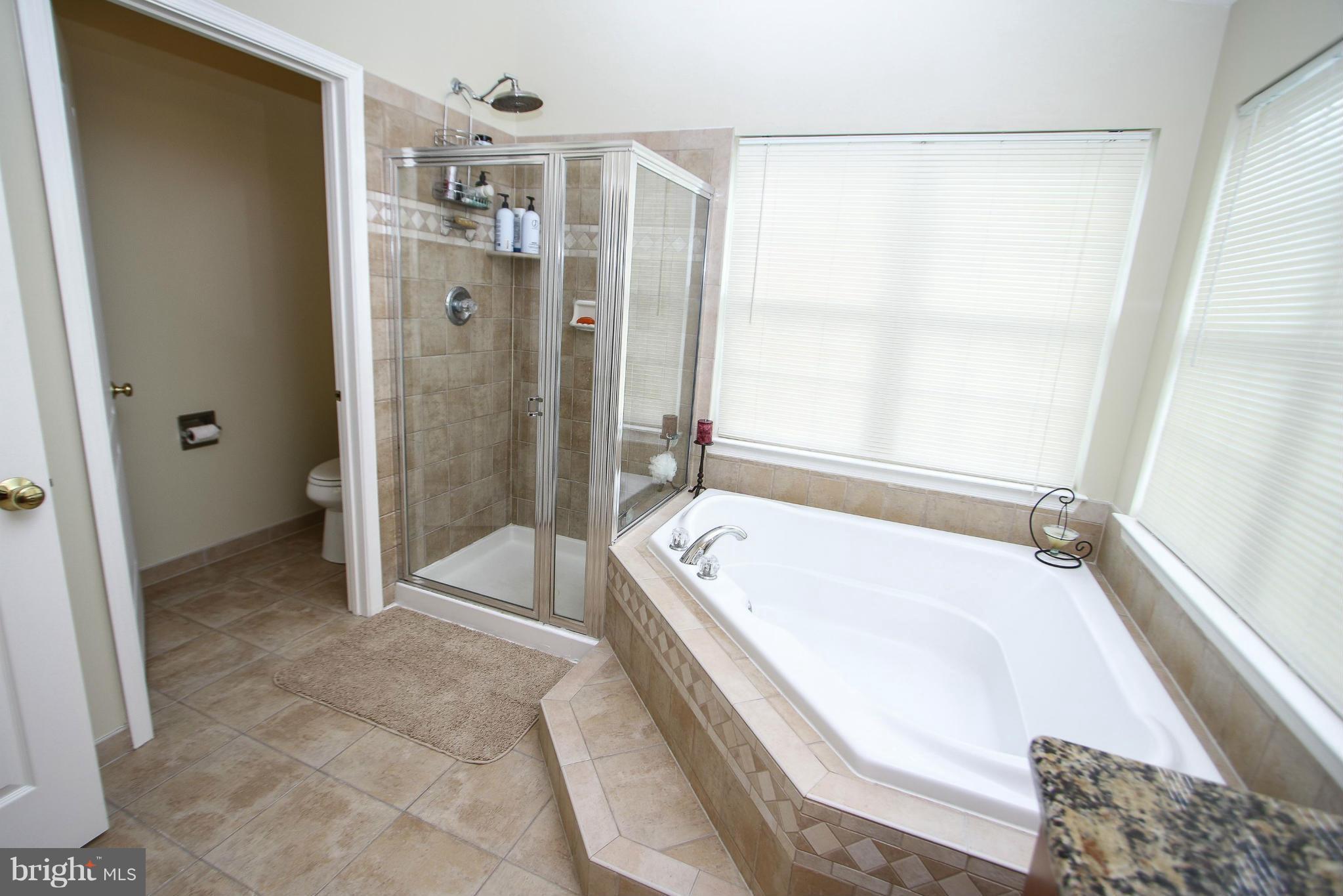 SOUTH RIDING - Residential