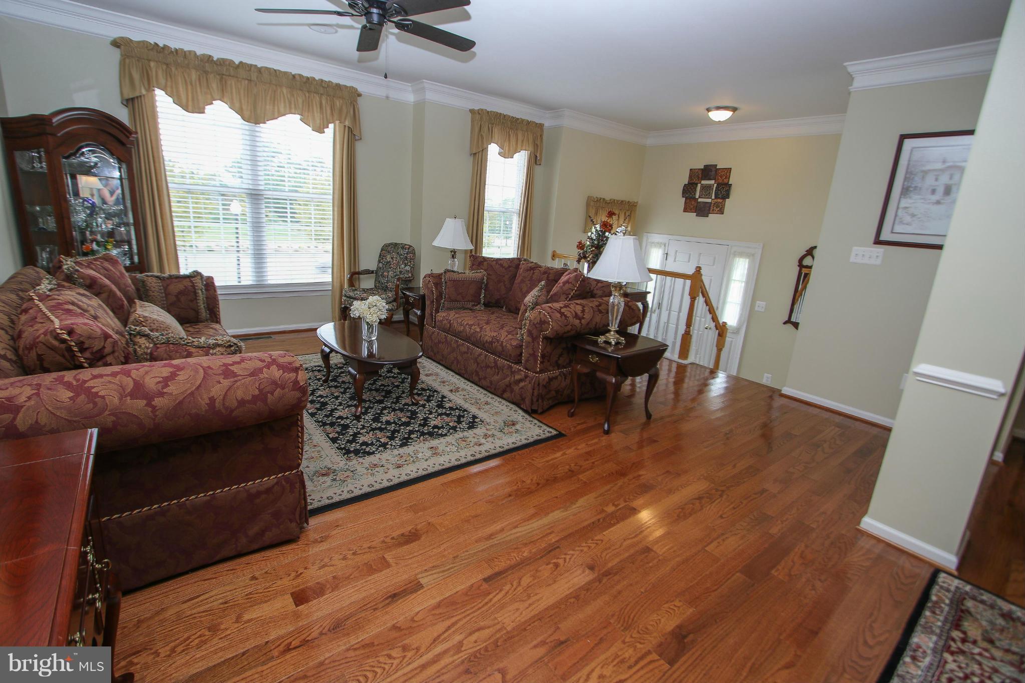 SOUTH RIDING - Residential