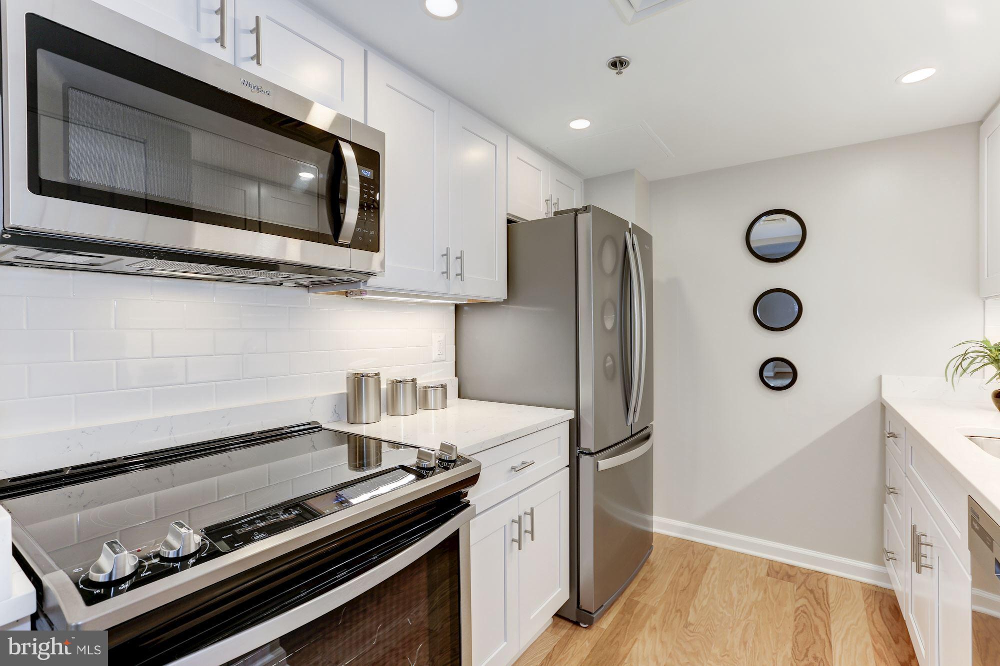 THE JEFFERSON - Sunrise Senior Living - Residential