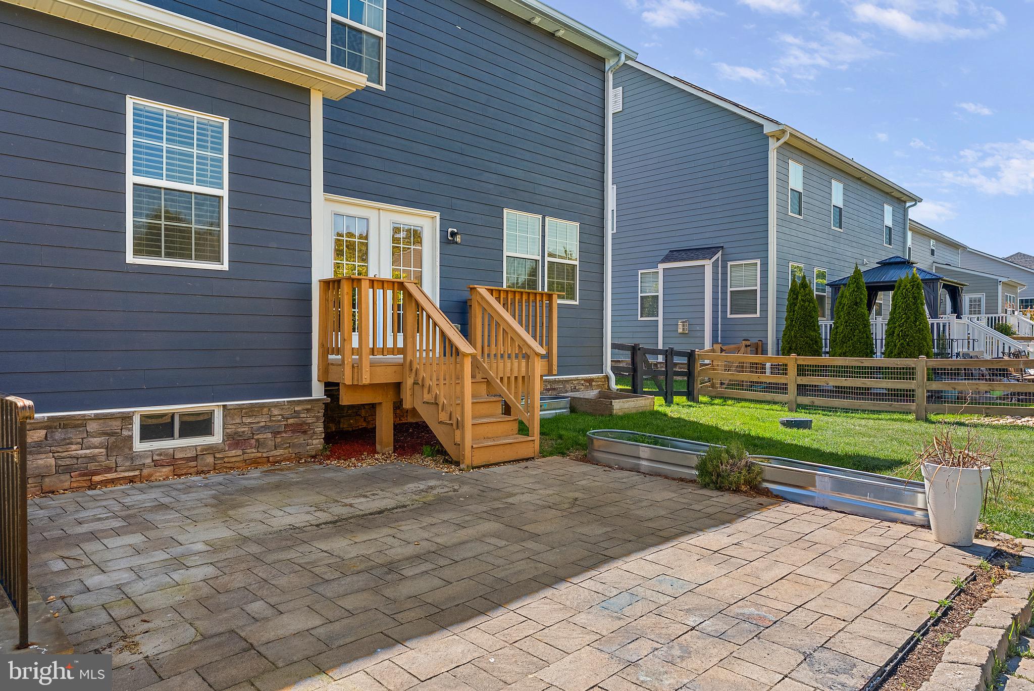 SPRING CREEK - Residential