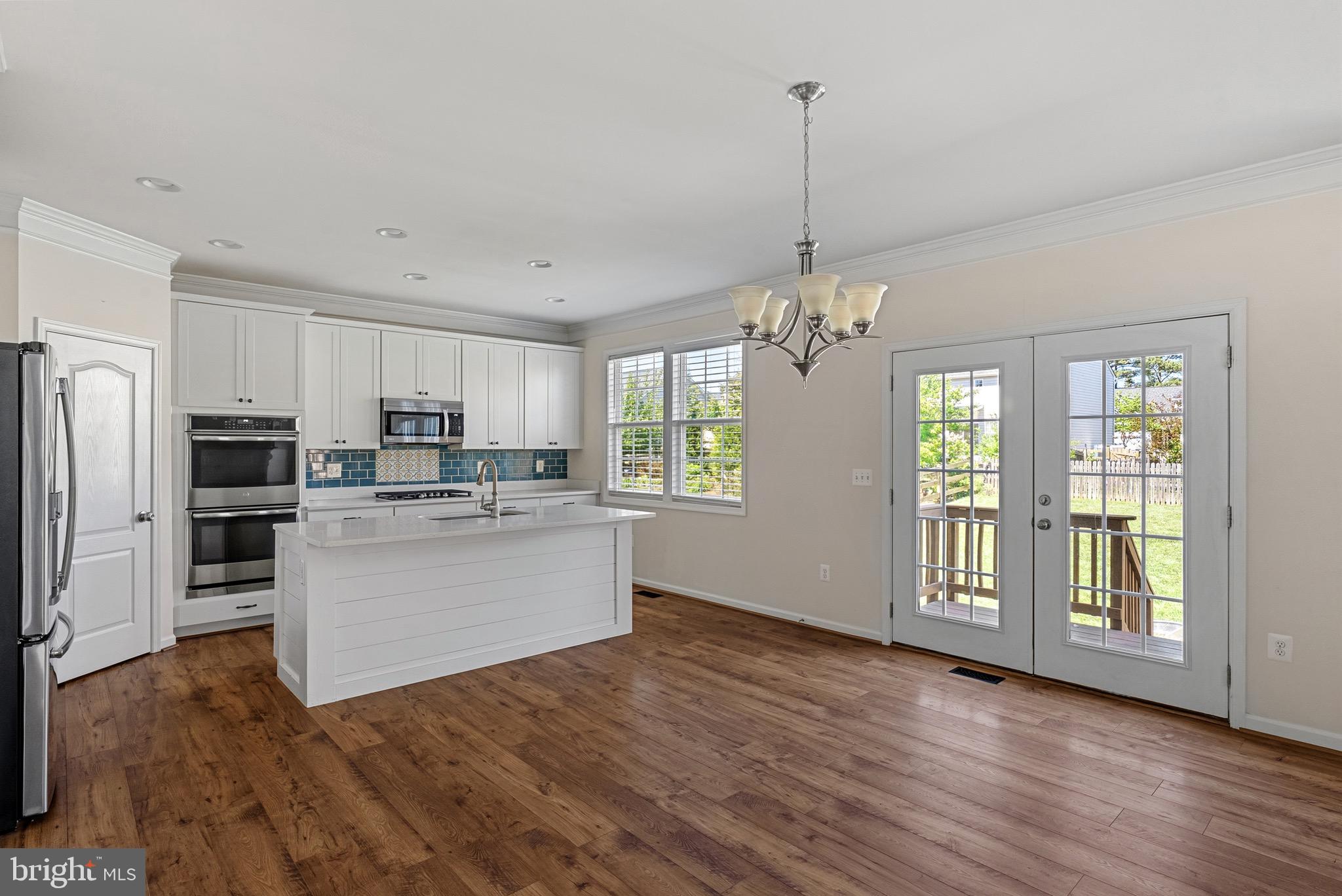 SPRING CREEK - Residential