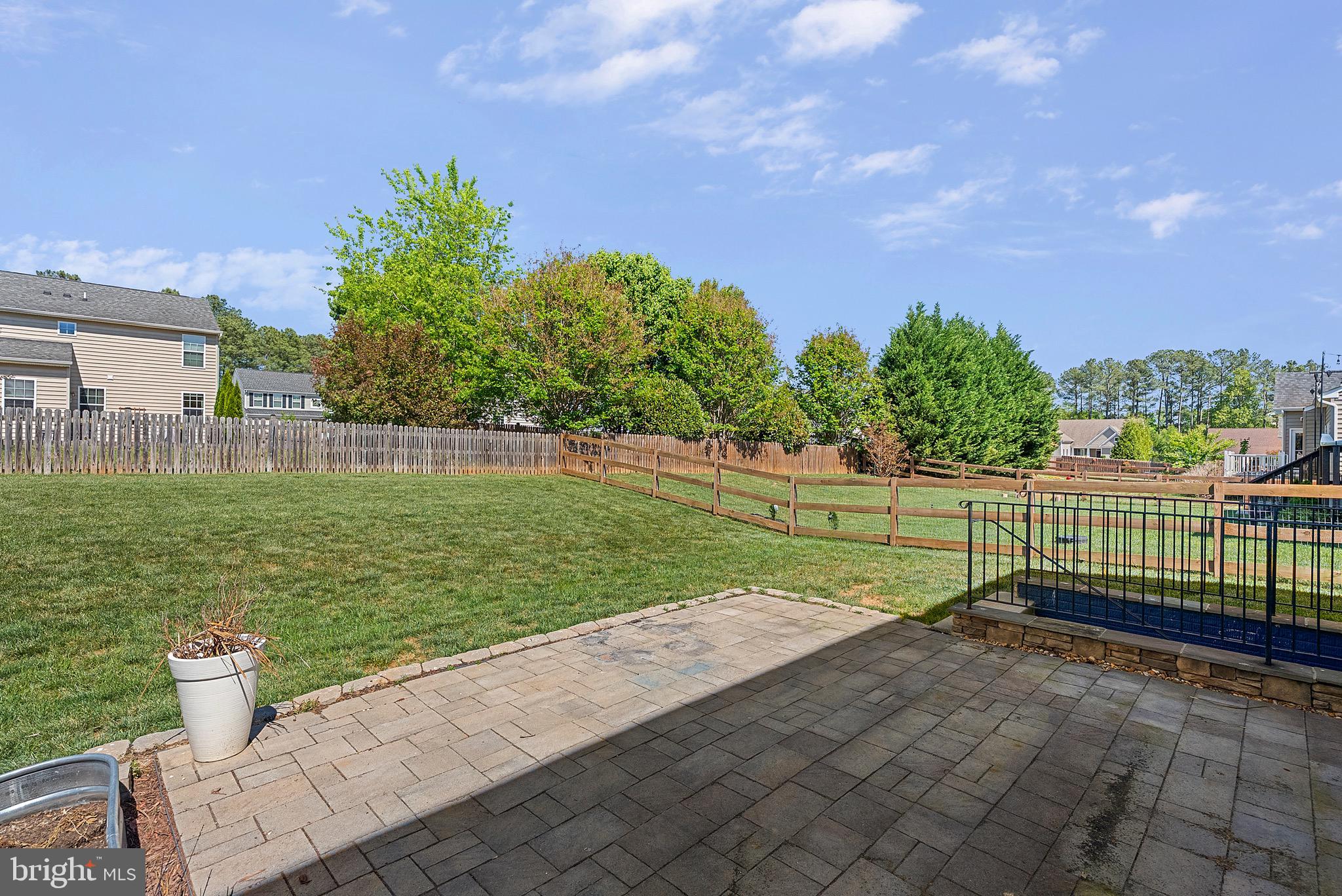SPRING CREEK - Residential