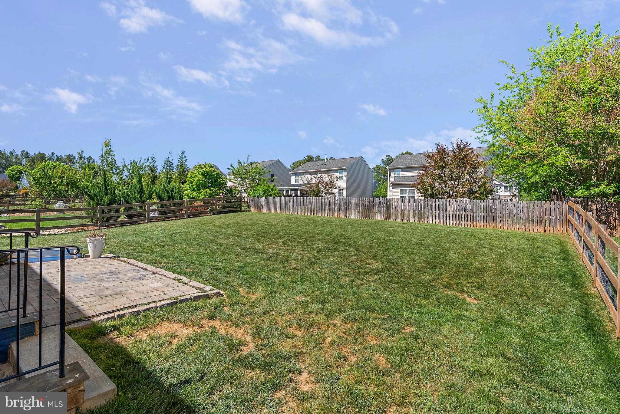 SPRING CREEK - Residential