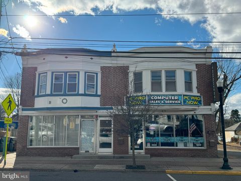 106 S WHITE HORSE PIKE BERLIN NJ 08009