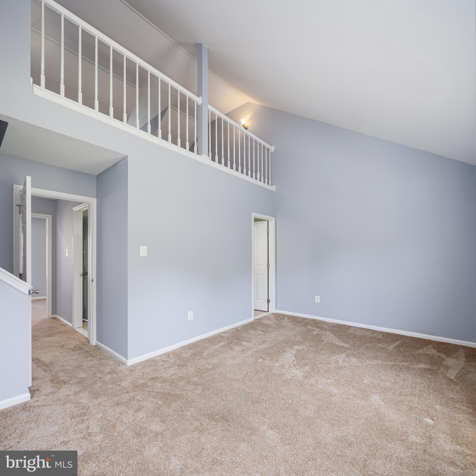 CONSTANT FRIENDSHIP - Residential Lease