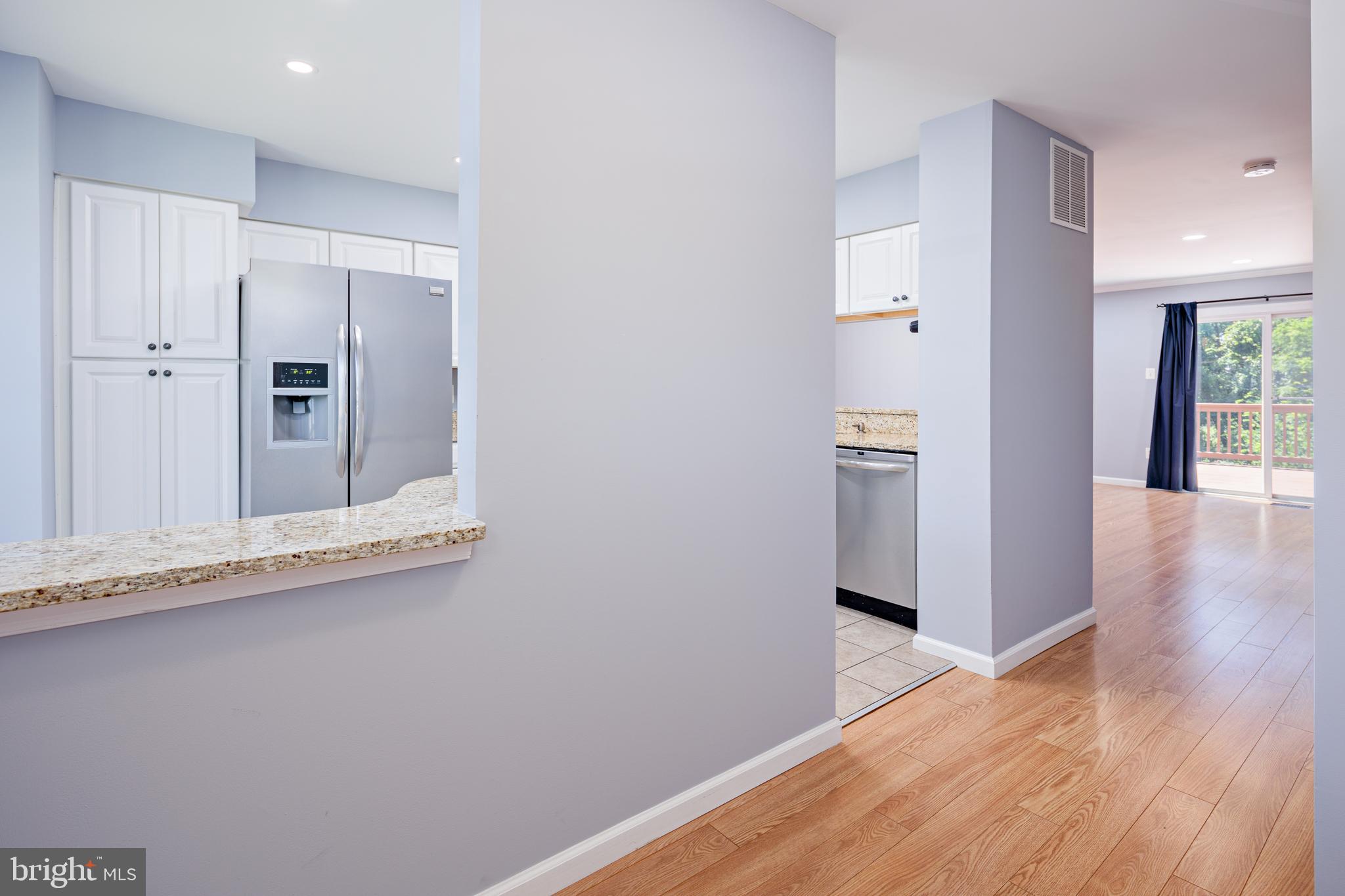 CONSTANT FRIENDSHIP - Residential Lease