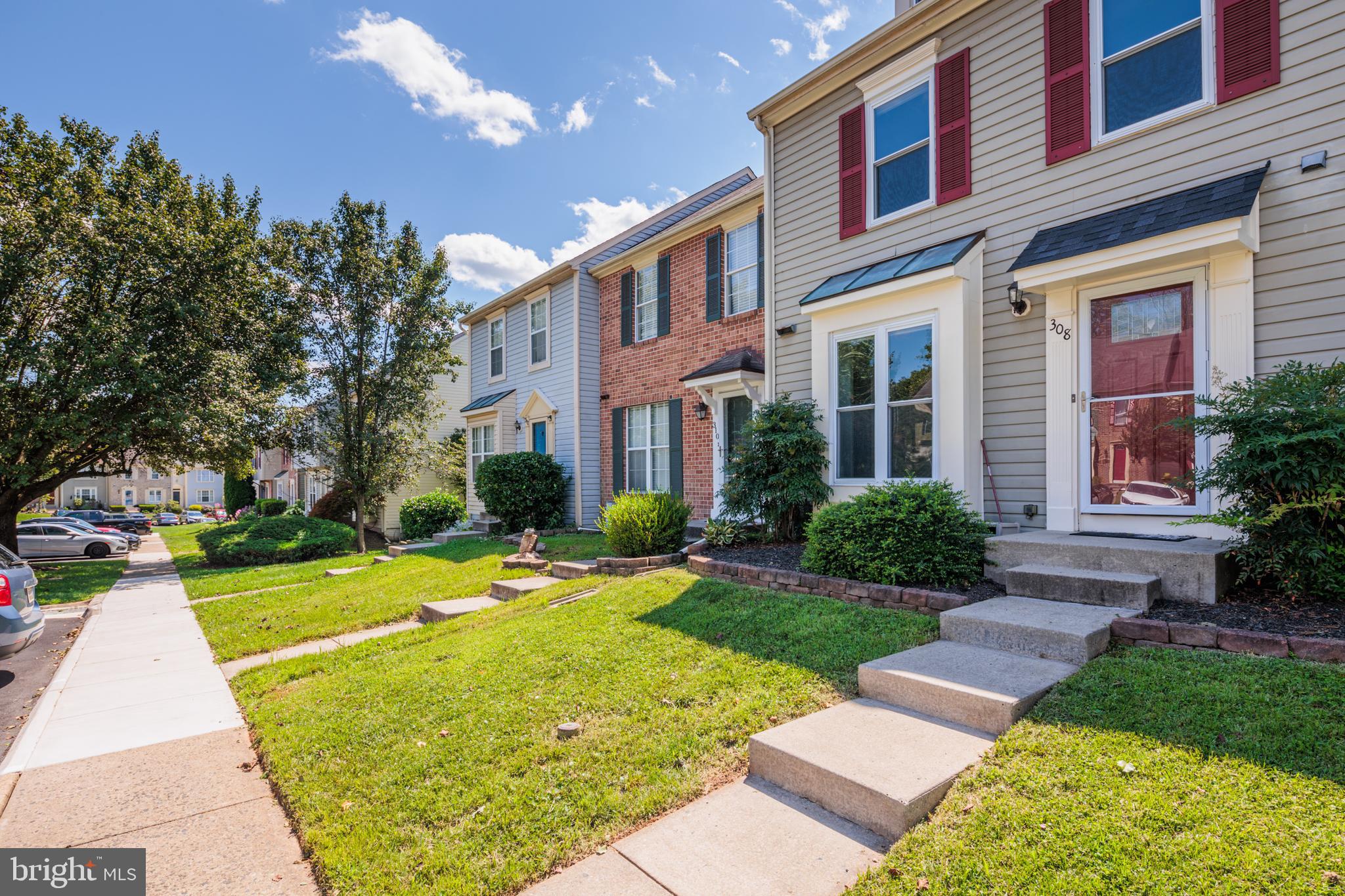 CONSTANT FRIENDSHIP - Residential Lease