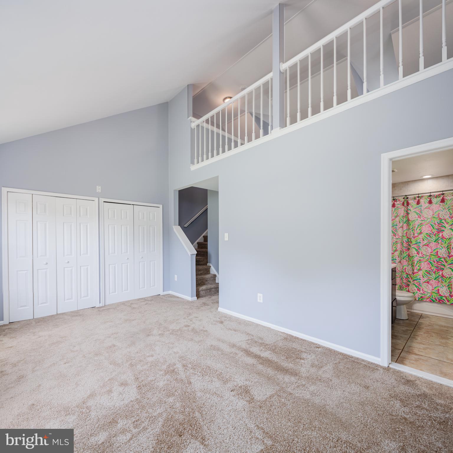 CONSTANT FRIENDSHIP - Residential Lease