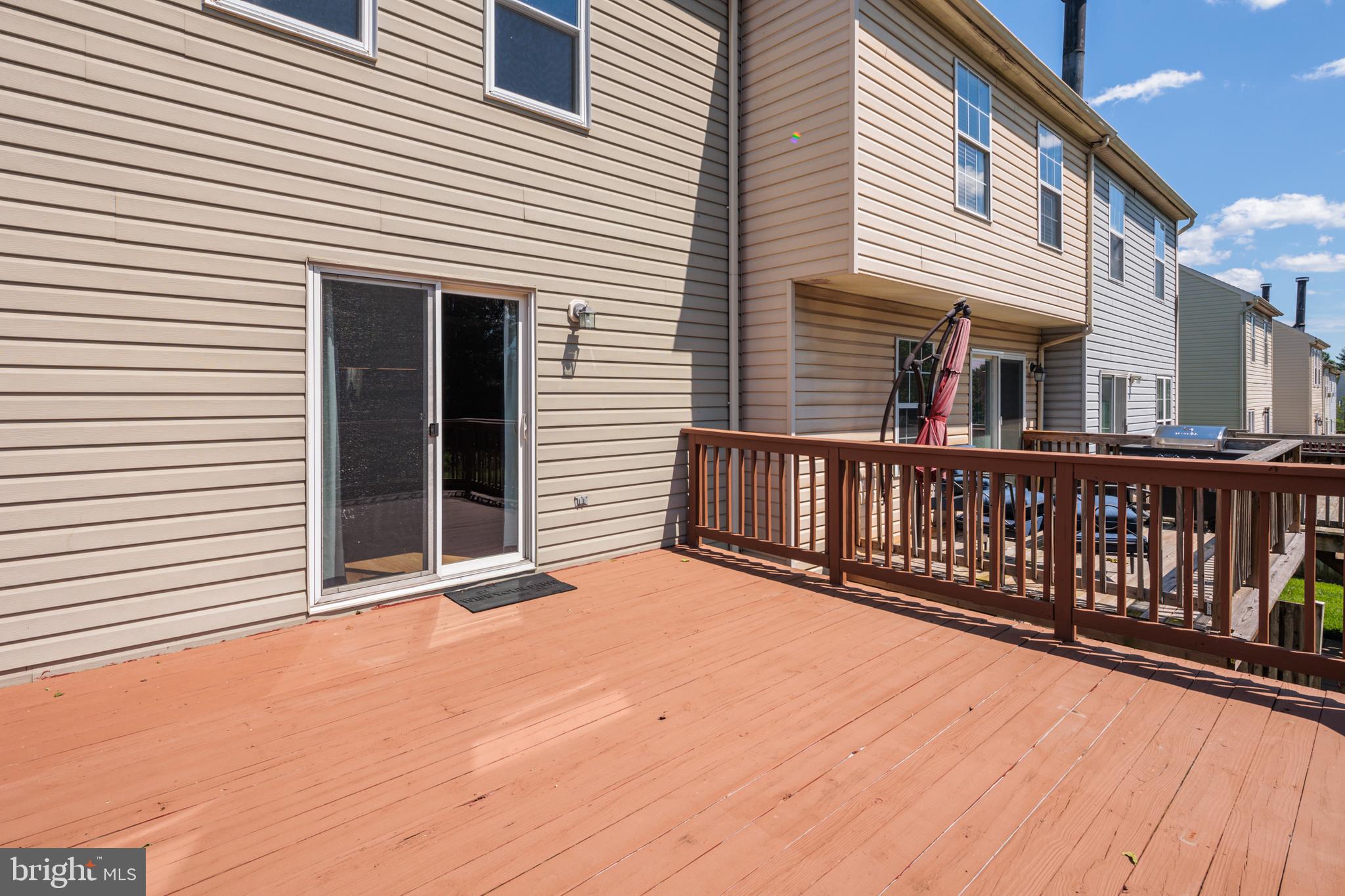 CONSTANT FRIENDSHIP - Residential Lease