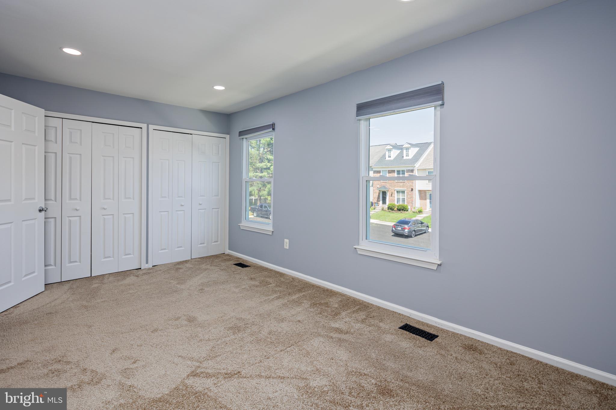 CONSTANT FRIENDSHIP - Residential Lease