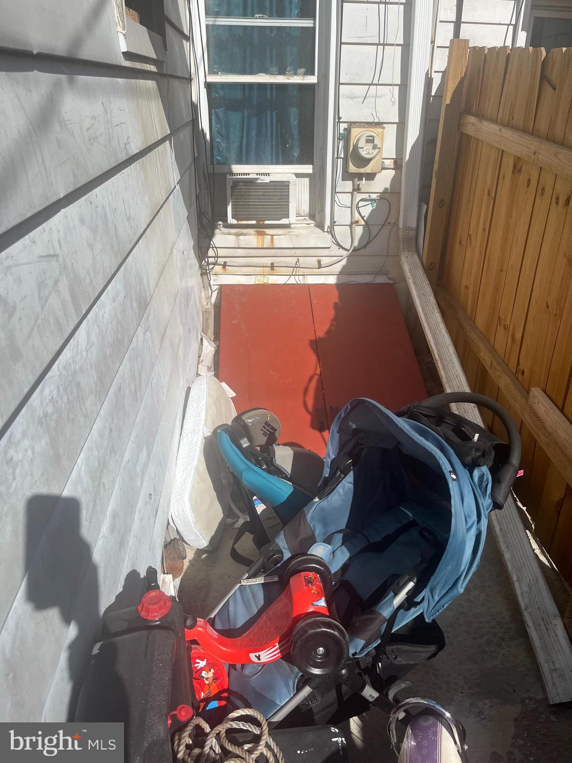 HIGHLANDTOWN - Residential