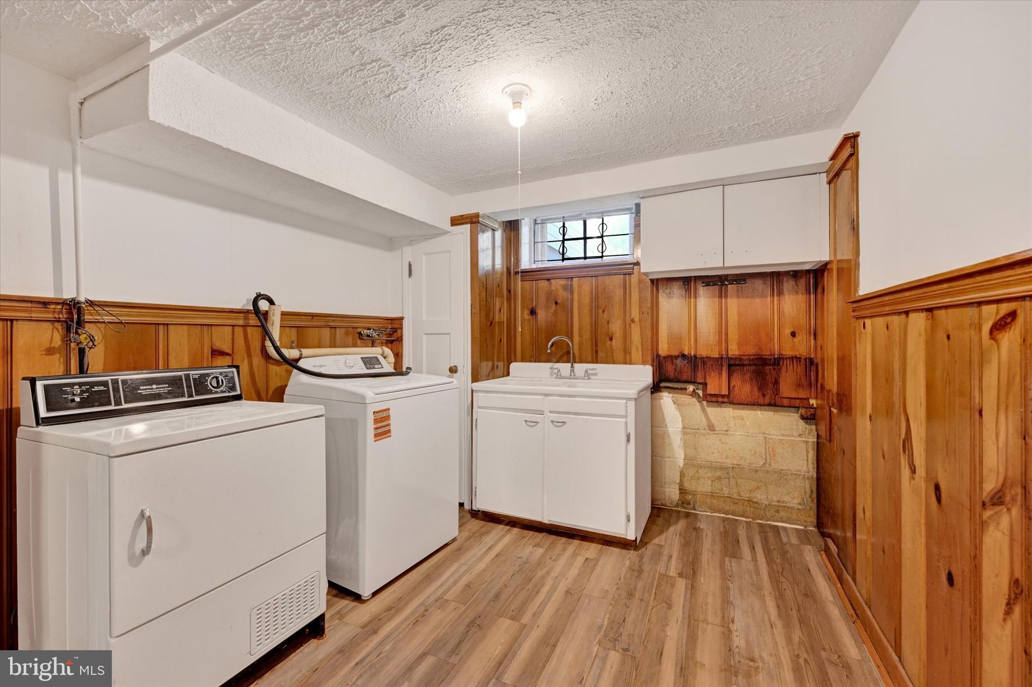 FOREST PARK - Residential