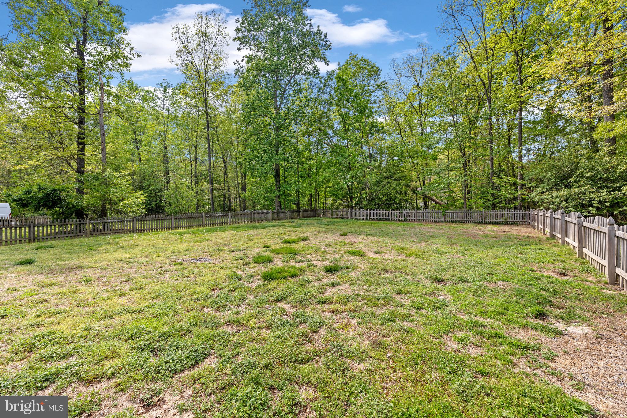 LAKE CAROLINE - Residential