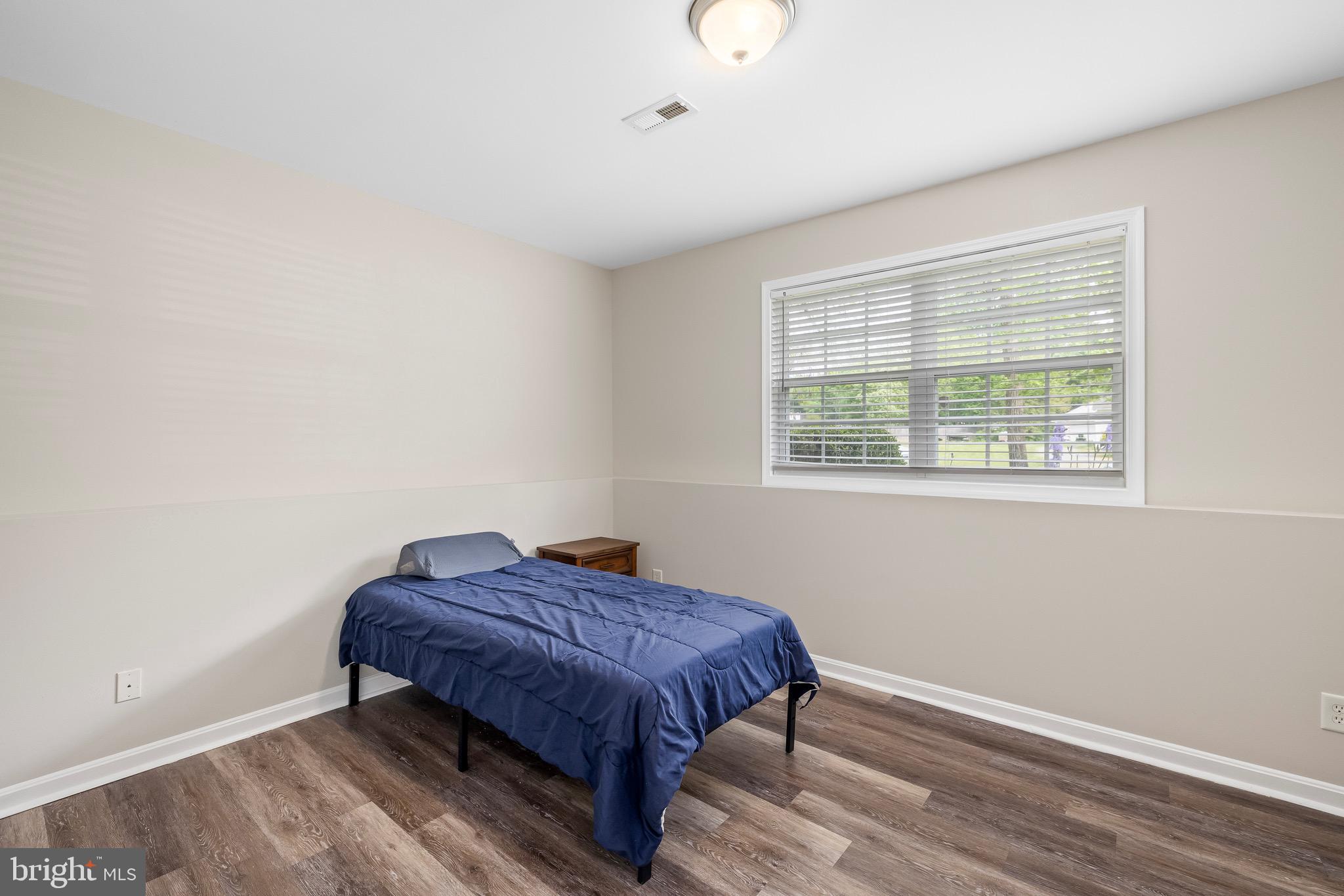 LAKE CAROLINE - Residential