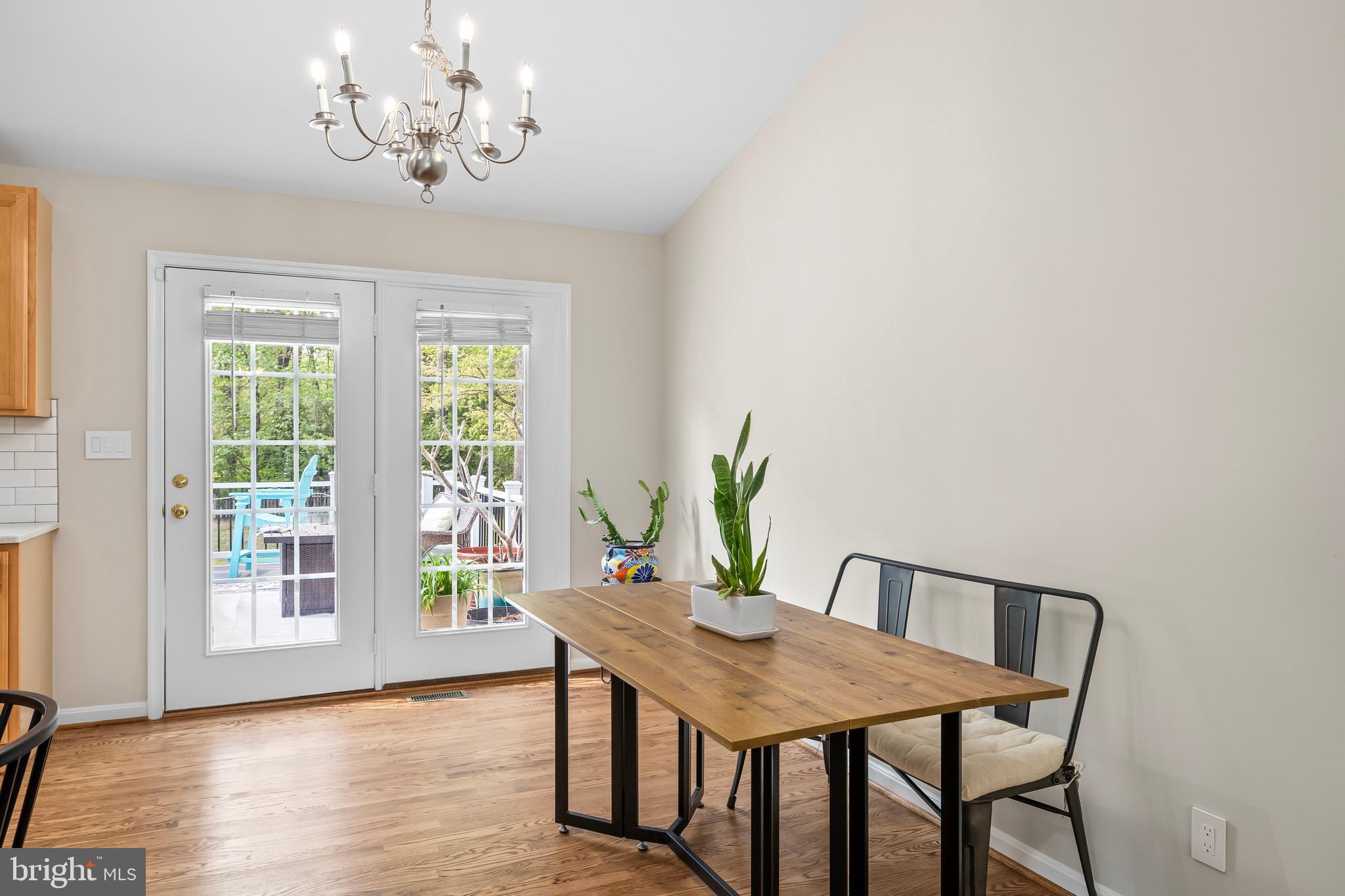 LAKE CAROLINE - Residential