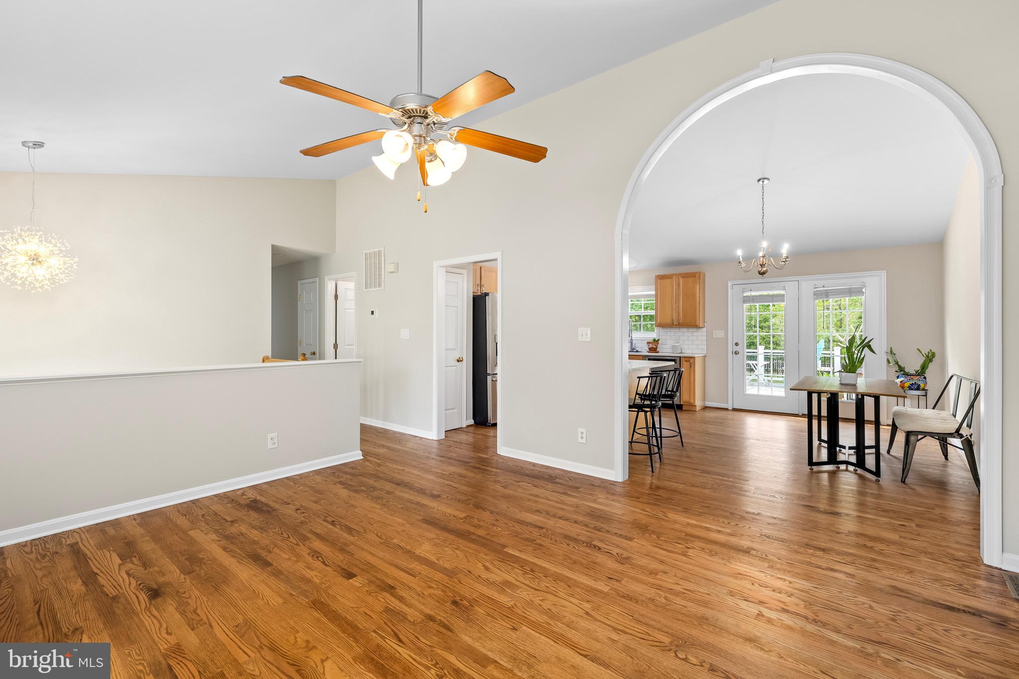 LAKE CAROLINE - Residential