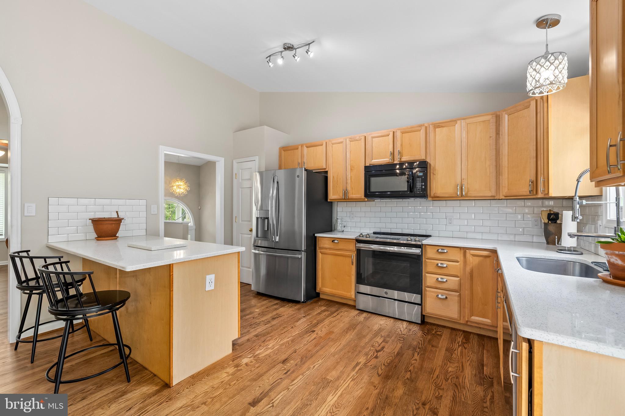 LAKE CAROLINE - Residential