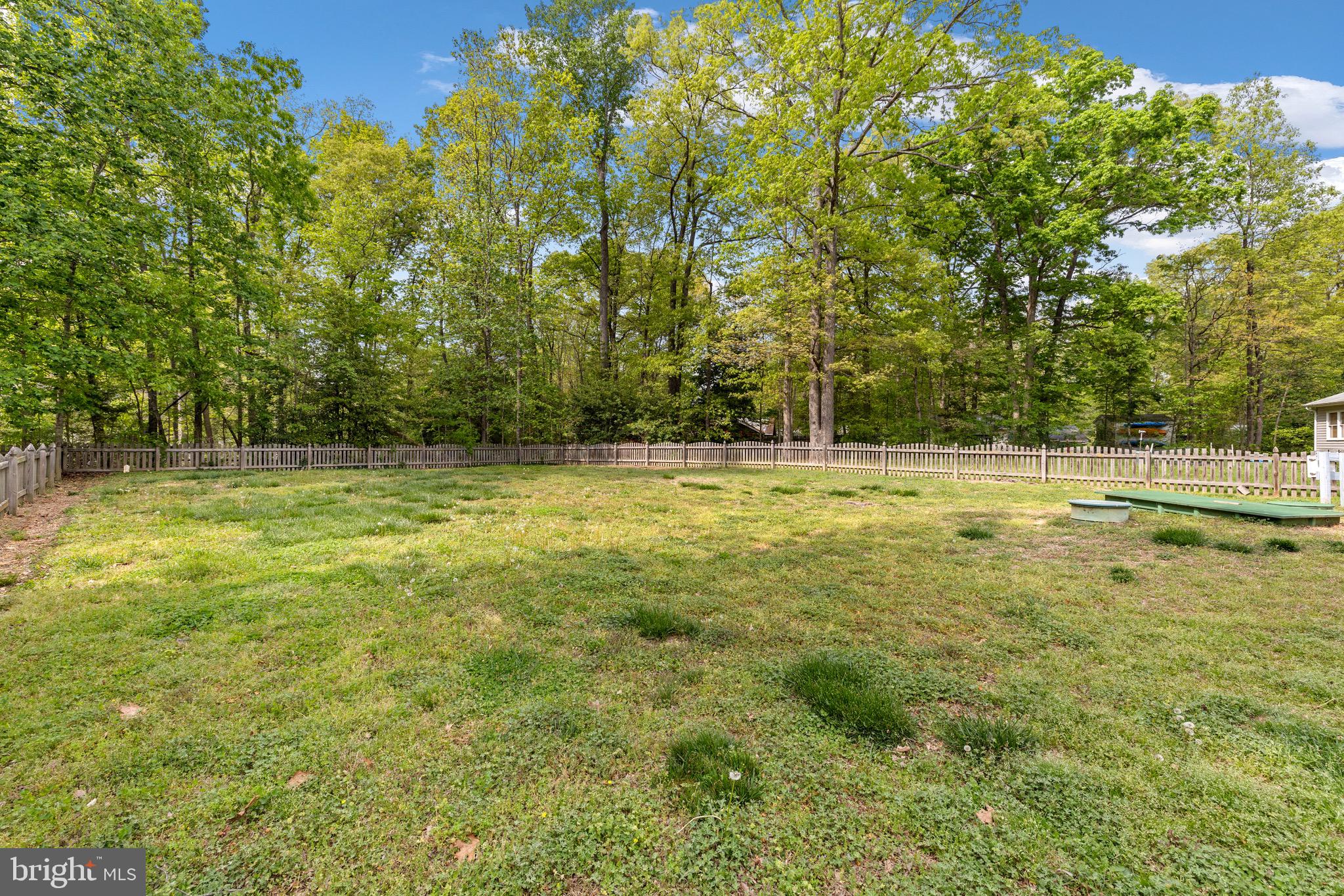 LAKE CAROLINE - Residential