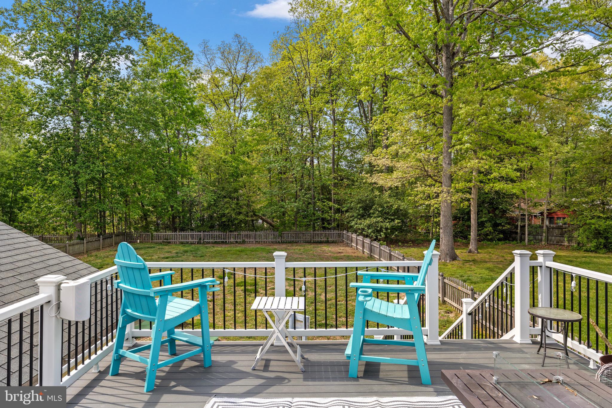 LAKE CAROLINE - Residential