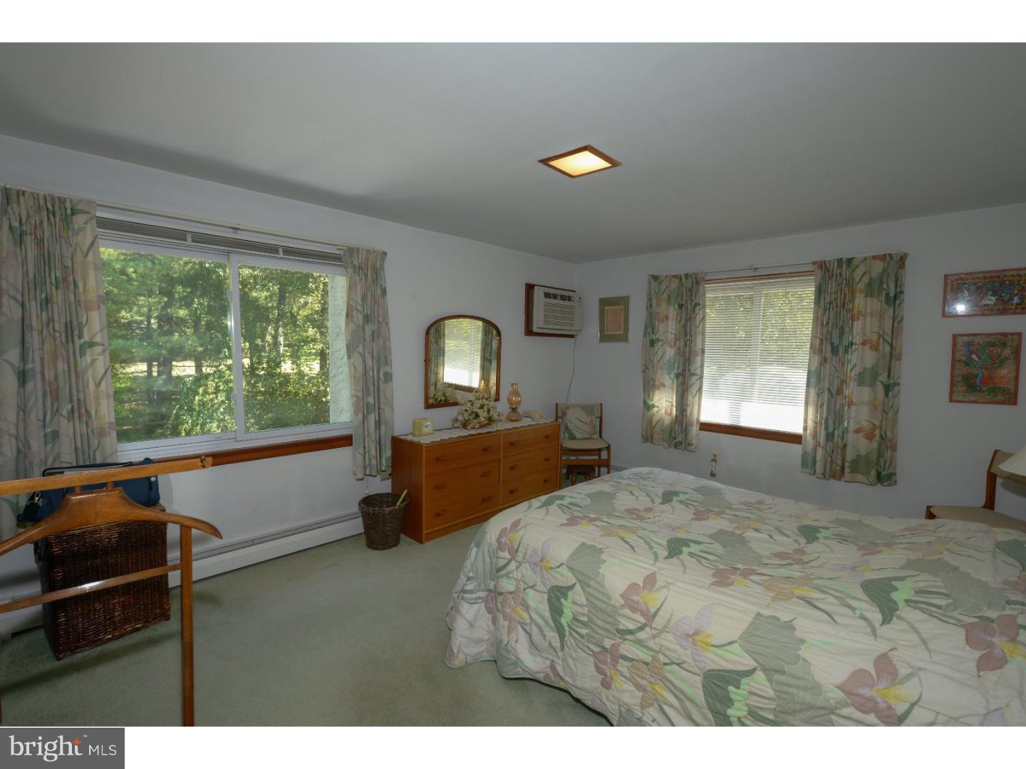 PEBBLE HILL - Residential
