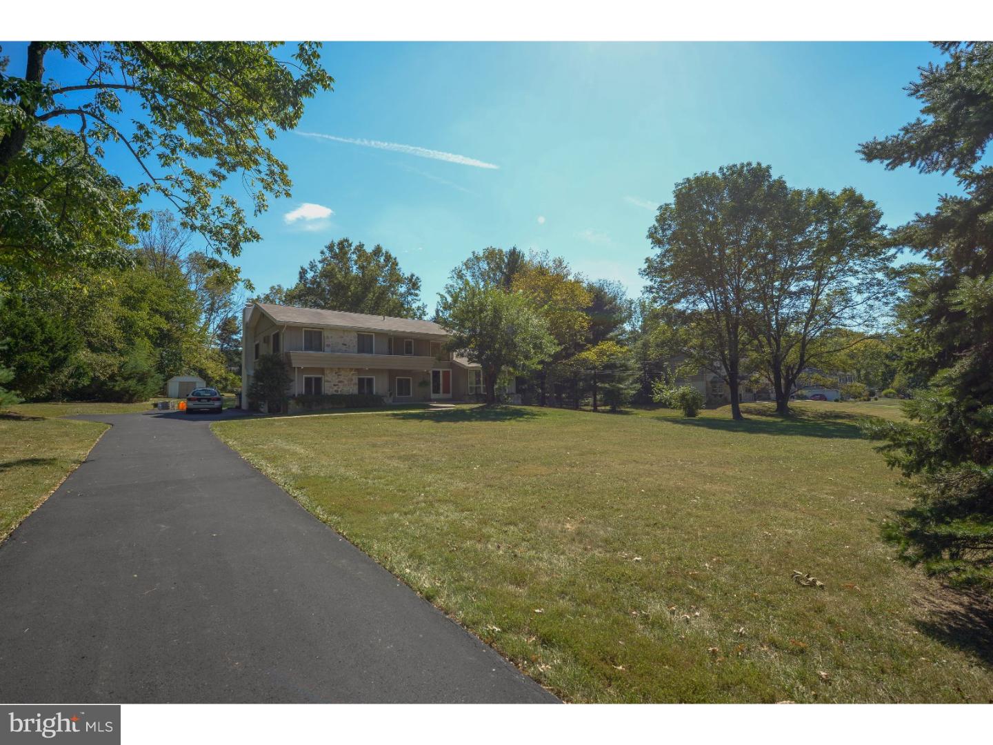 PEBBLE HILL - Residential