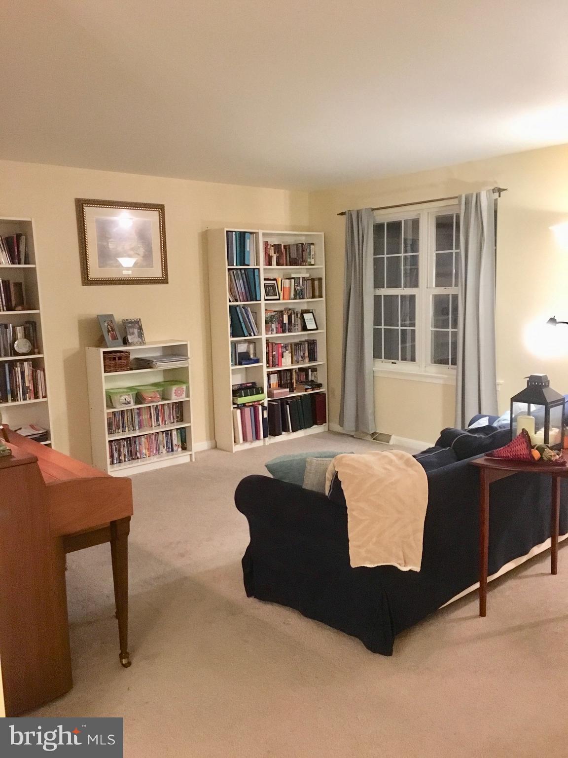 HIGHLAND HEIGHTS - Residential