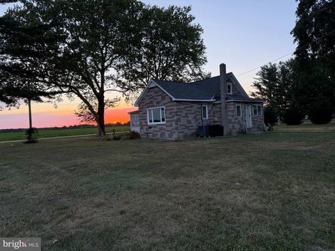 Homes For Sale - 504 Sunset Boulevard<br/> RIDGELY, MD 21660