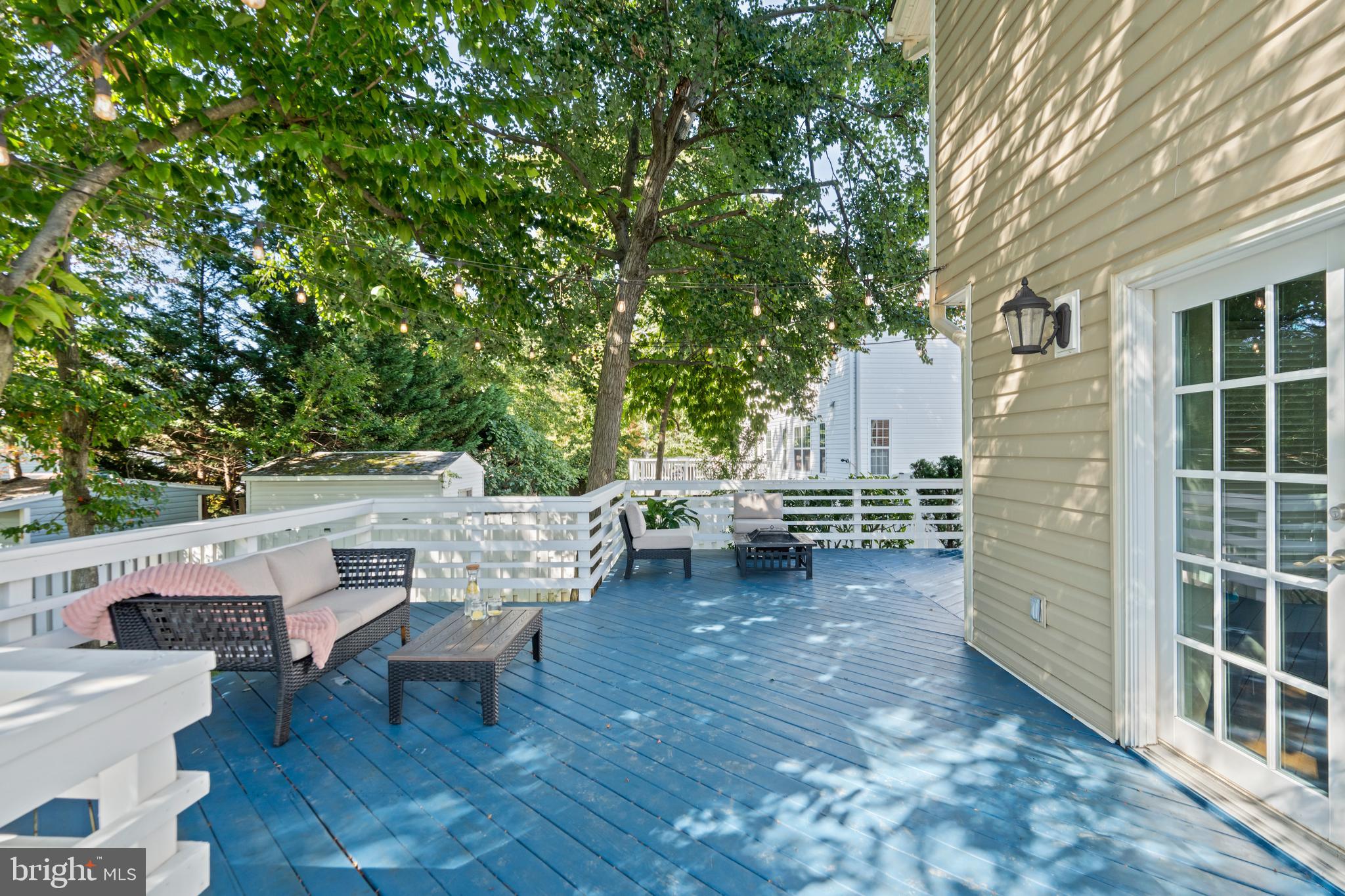 WEST SPRINGFIELD VILLAGE - Residential