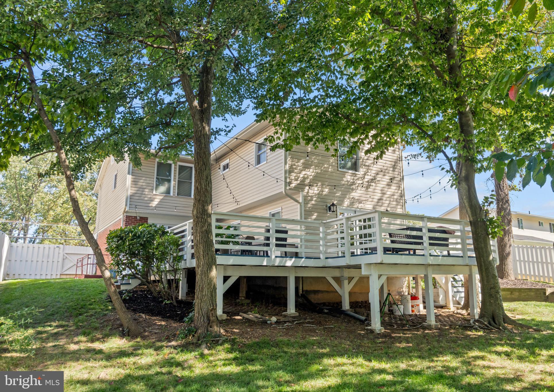 WEST SPRINGFIELD VILLAGE - Residential