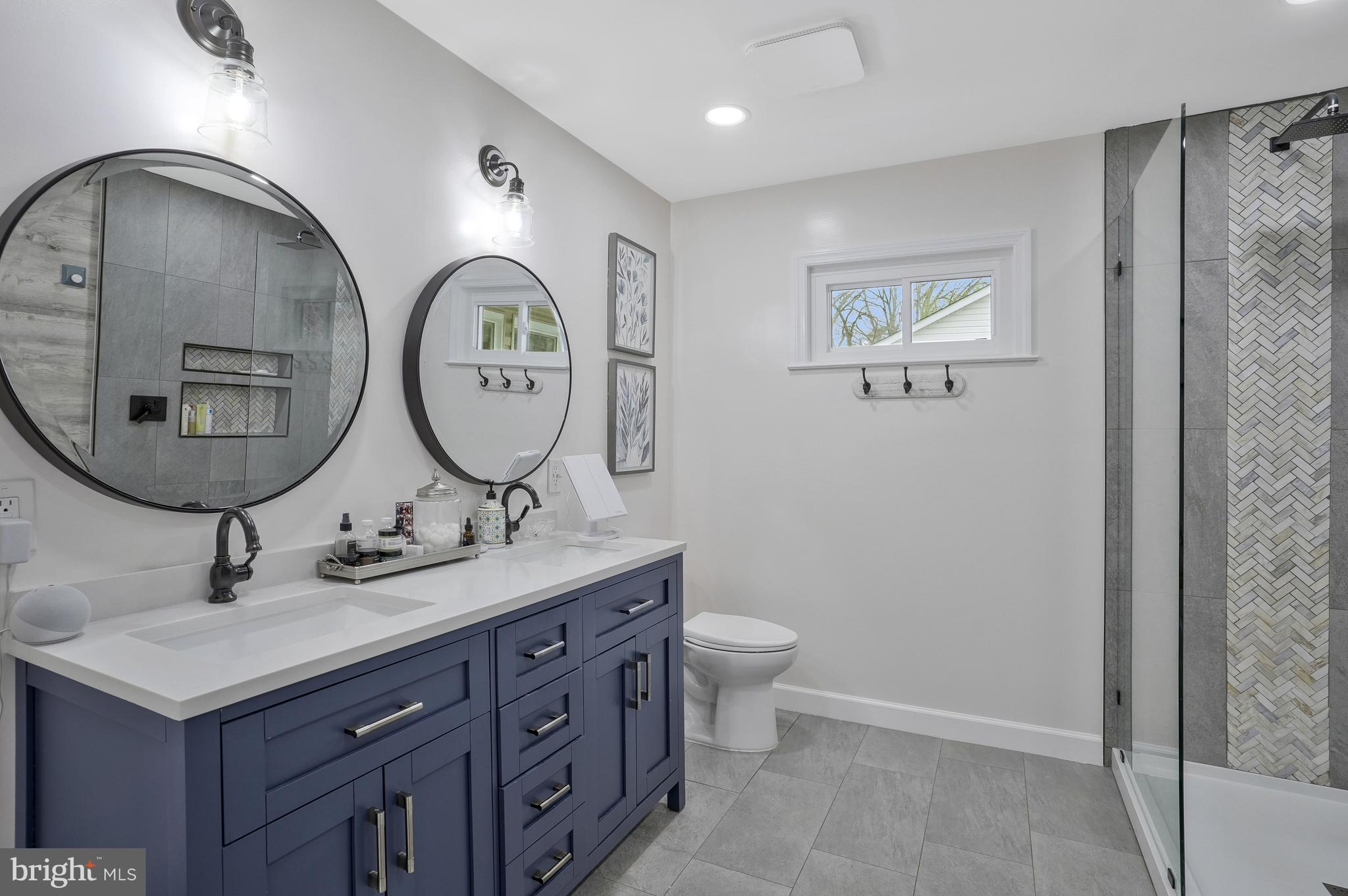 WEST SPRINGFIELD VILLAGE - Residential