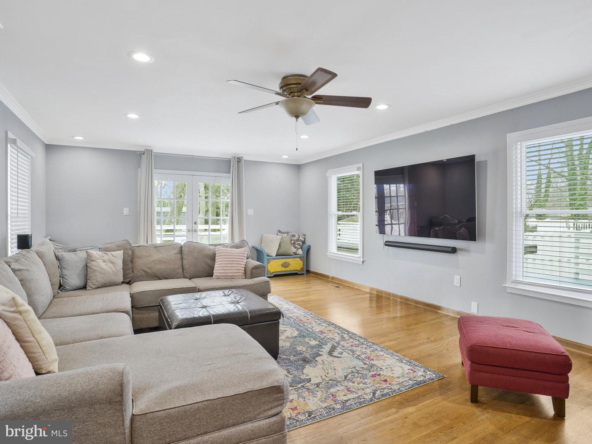 WEST SPRINGFIELD VILLAGE - Residential