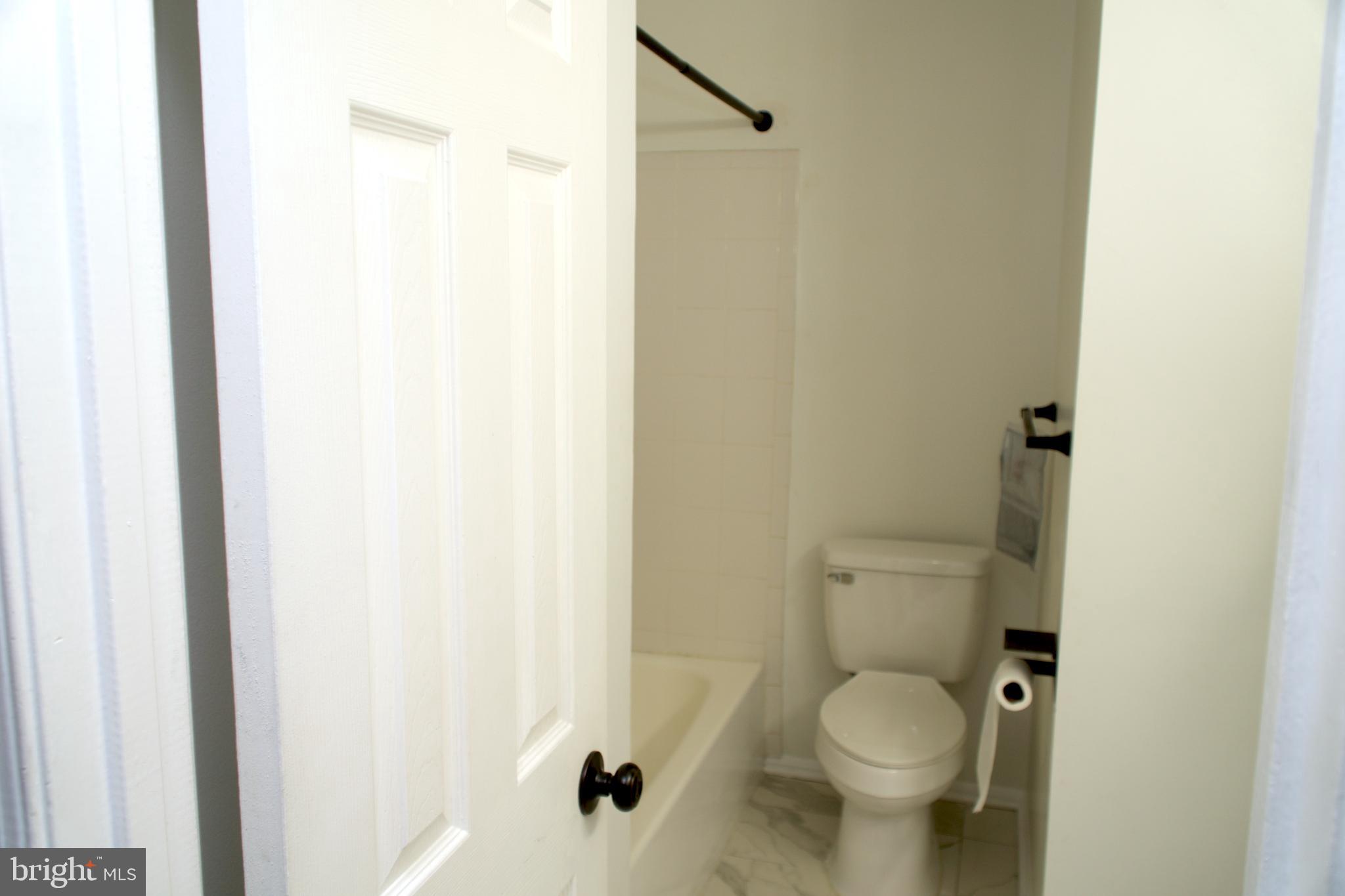 WILLOW HILLS - Residential Lease