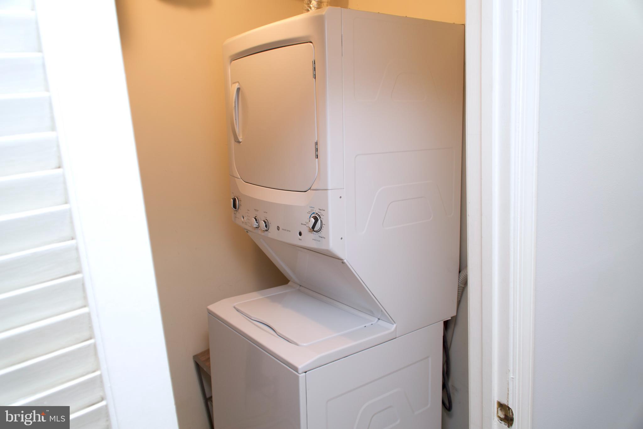 WILLOW HILLS - Residential Lease