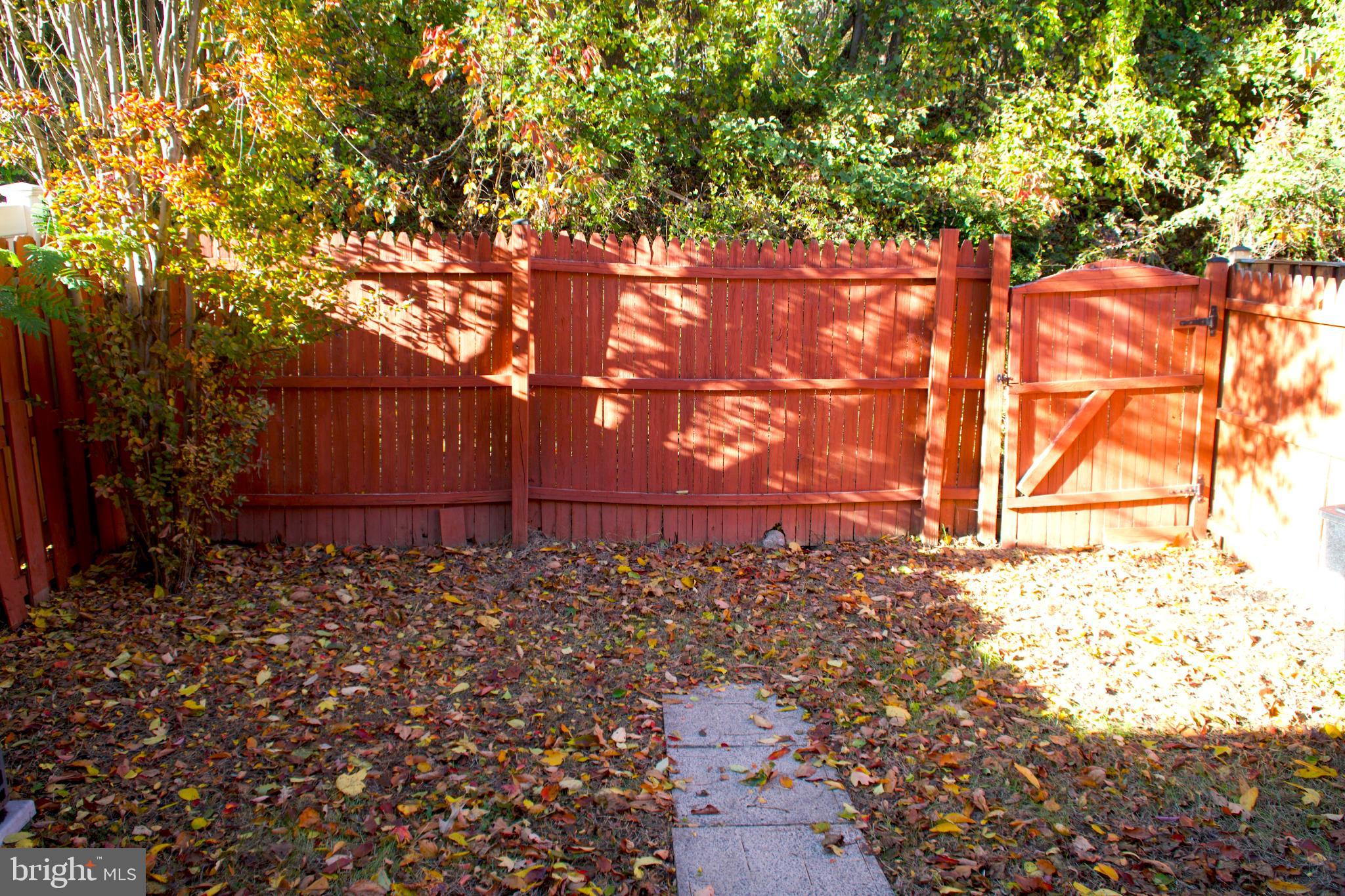 WILLOW HILLS - Residential Lease