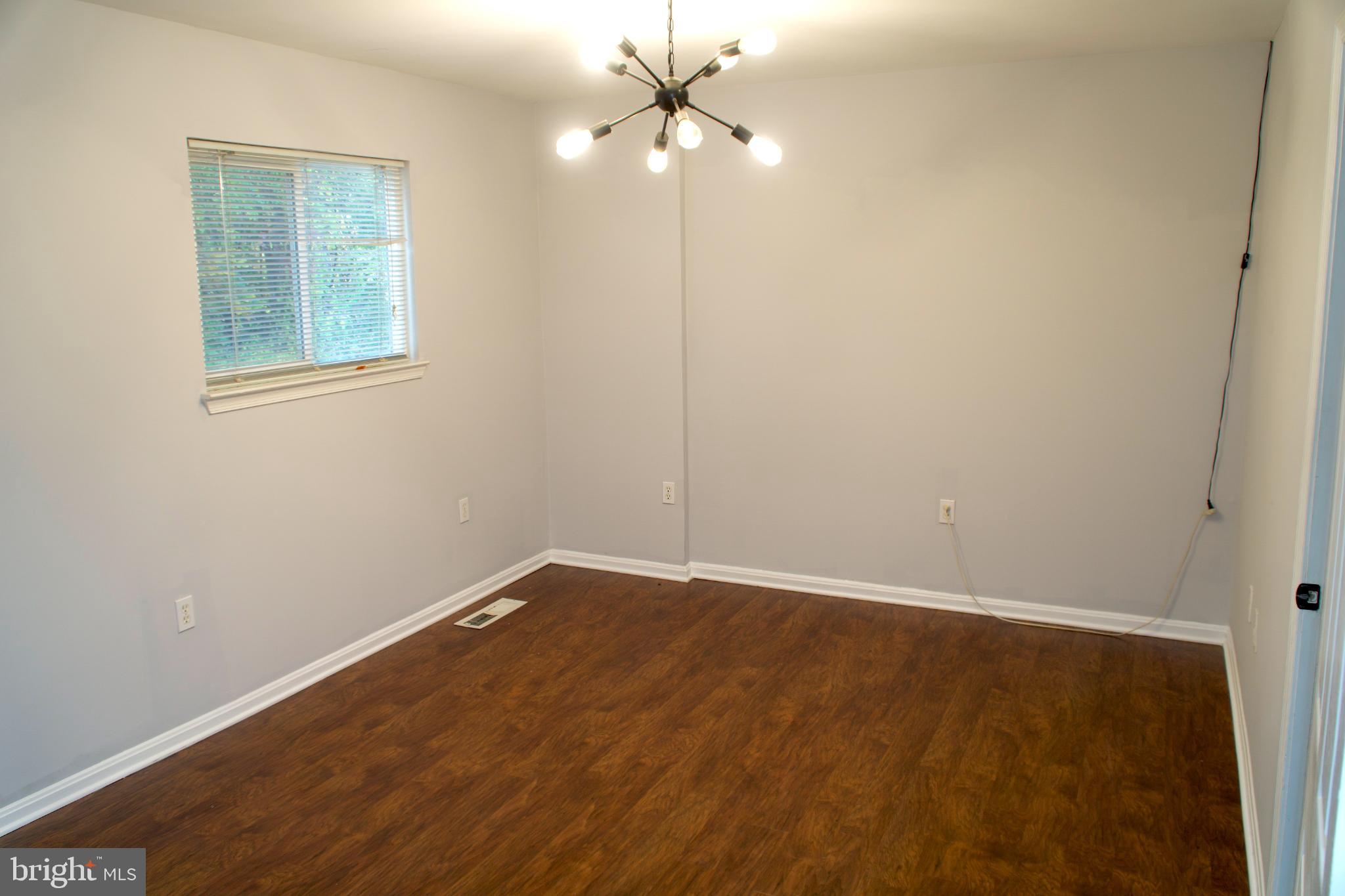 WILLOW HILLS - Residential Lease