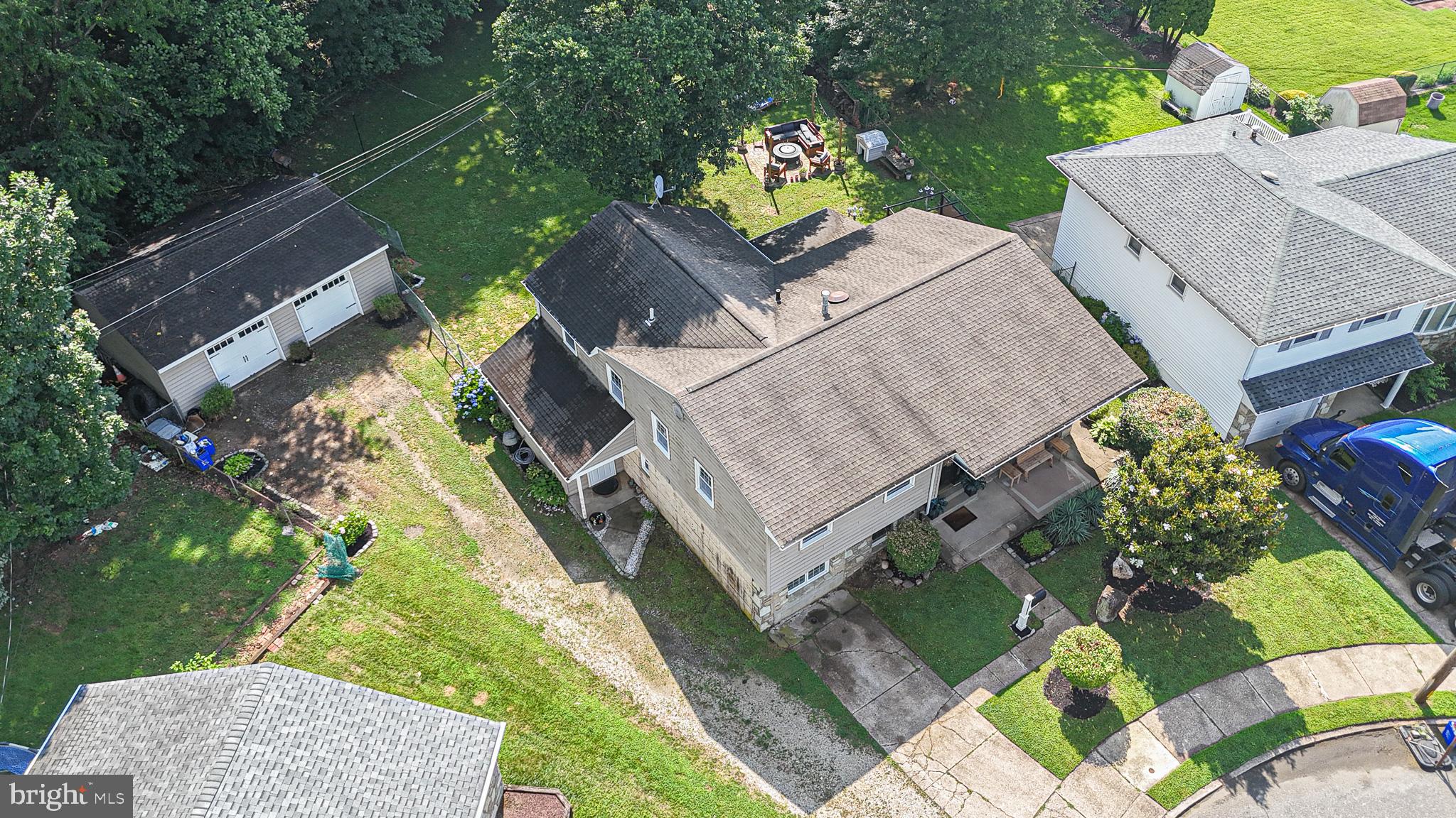 603 OAKFIELD LANE