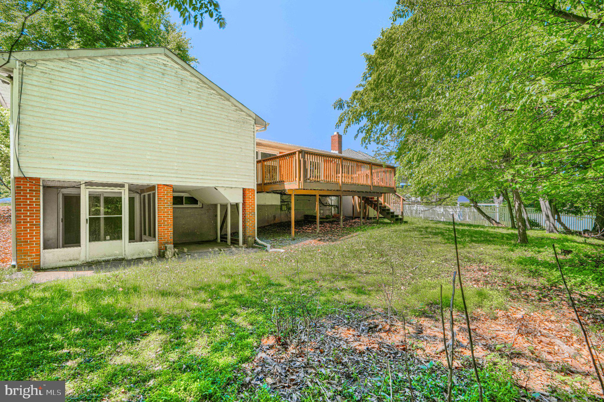 MIDFIELD - Residential