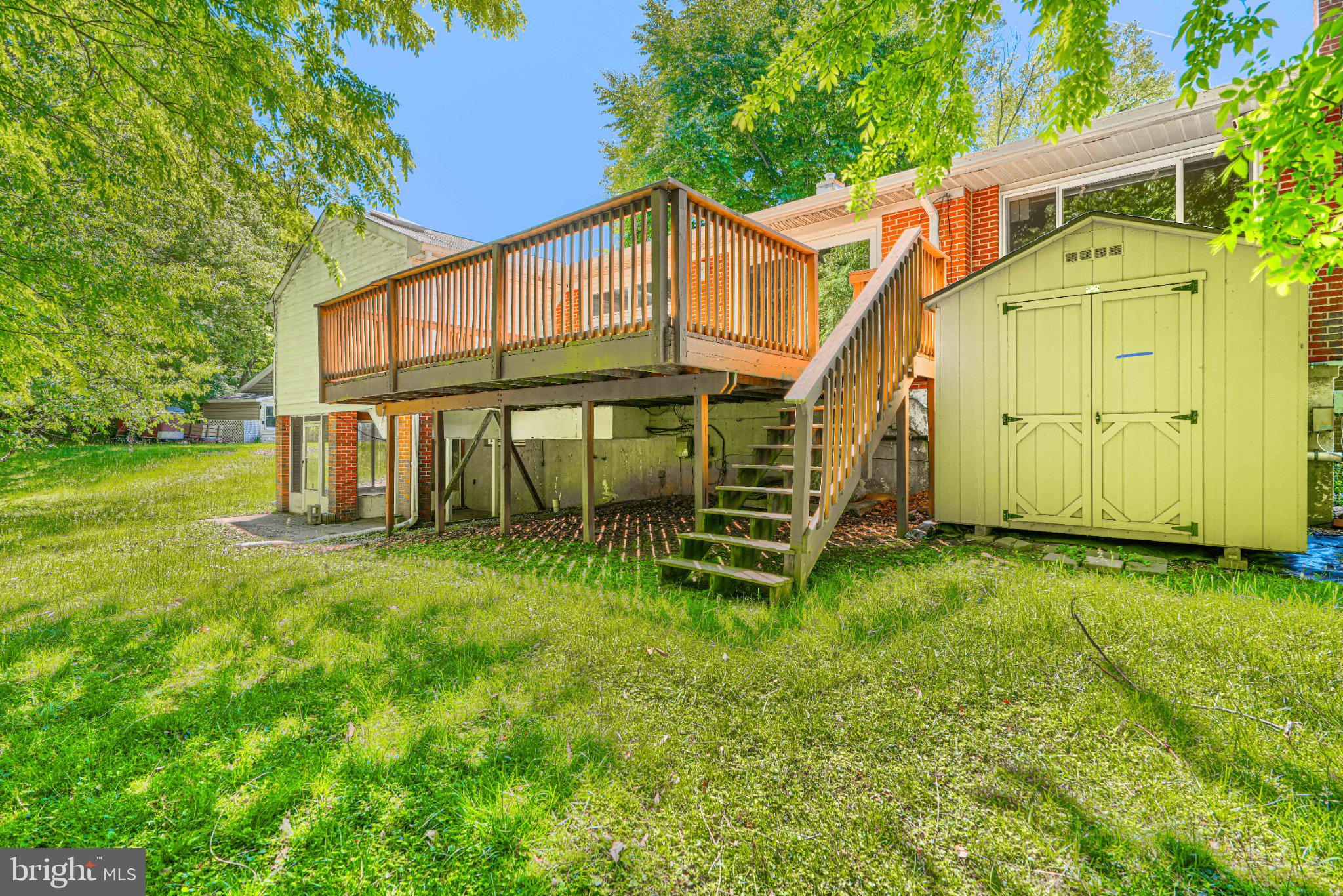 MIDFIELD - Residential