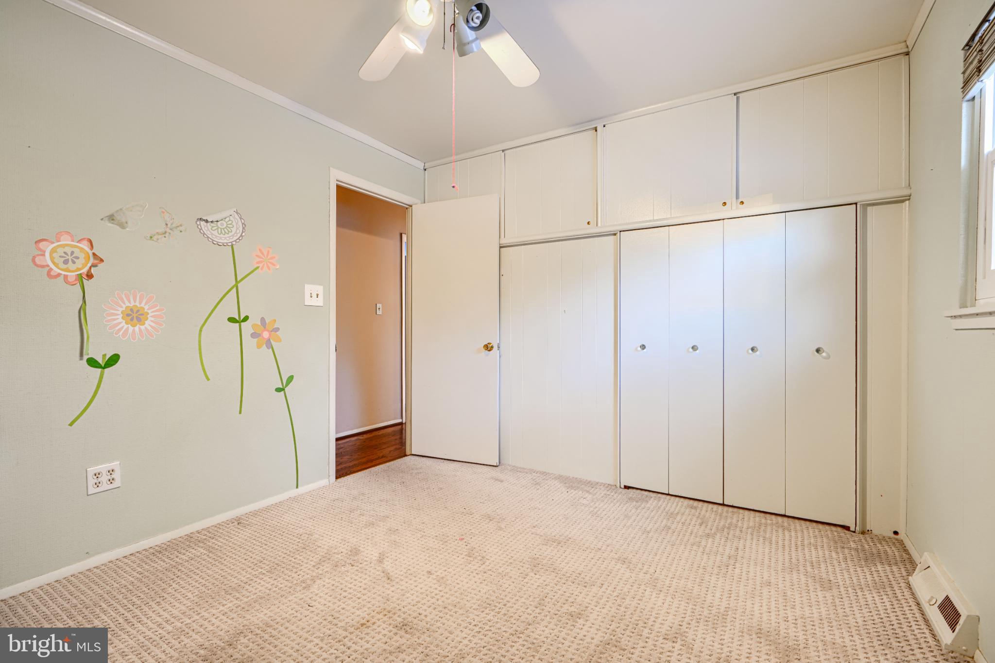 MIDFIELD - Residential