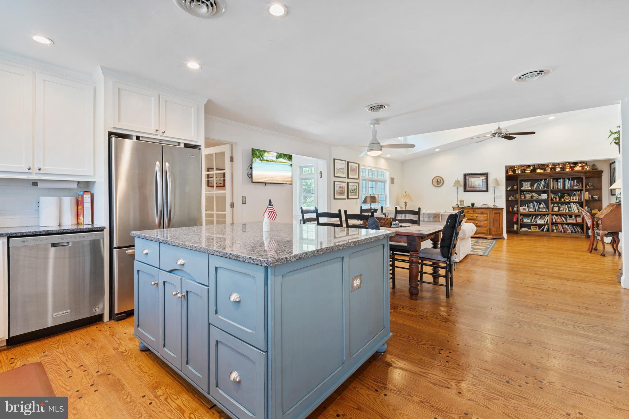 KENTMORE PARK - Residential