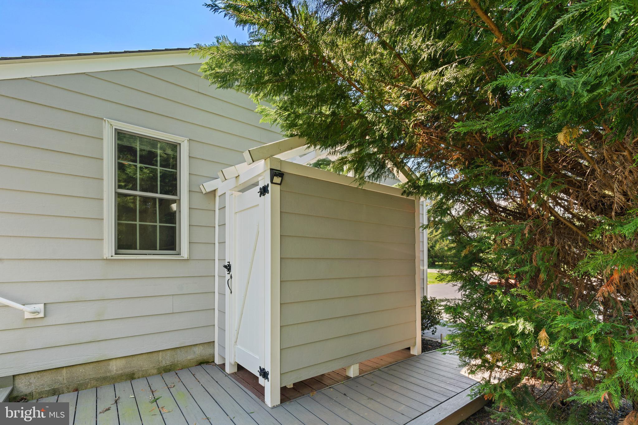 KENTMORE PARK - Residential