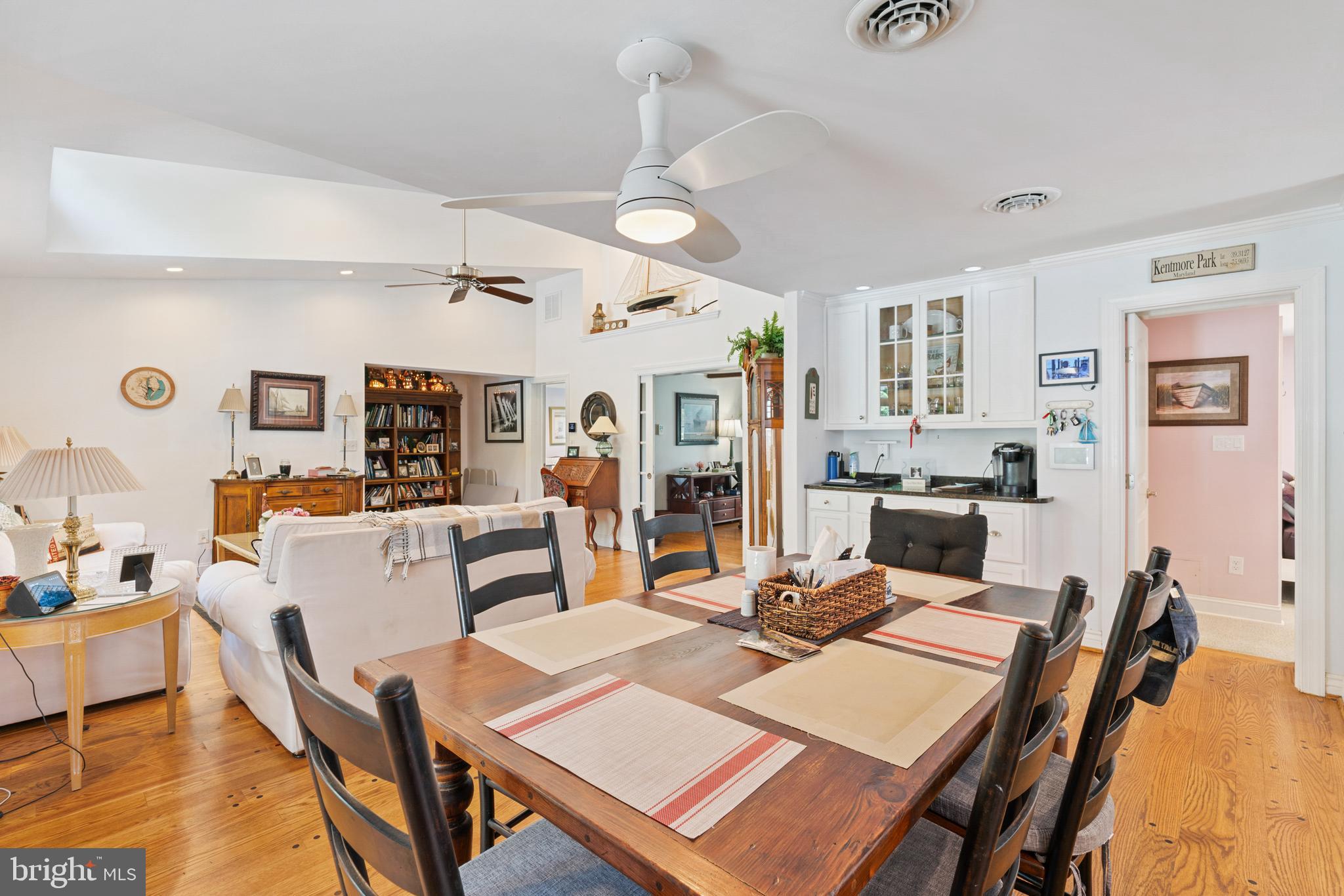 KENTMORE PARK - Residential