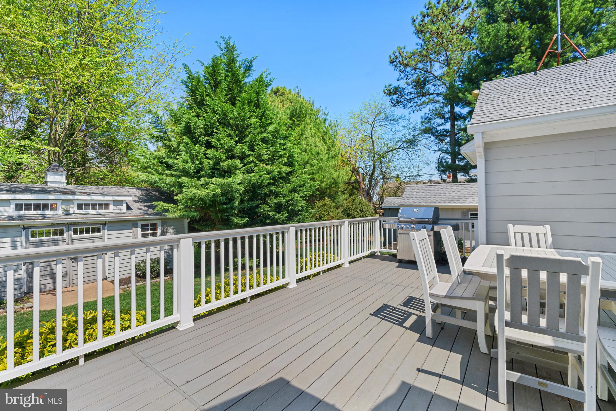 KENTMORE PARK - Residential