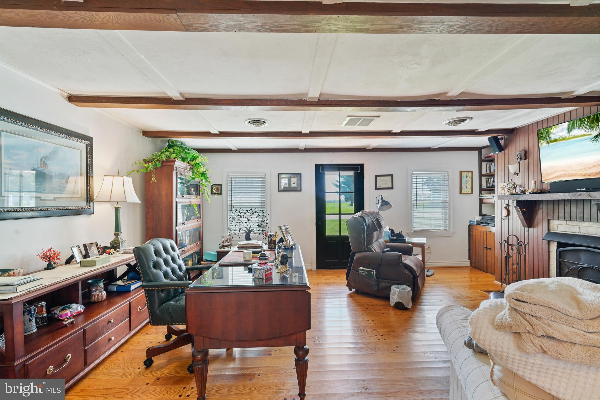 KENTMORE PARK - Residential