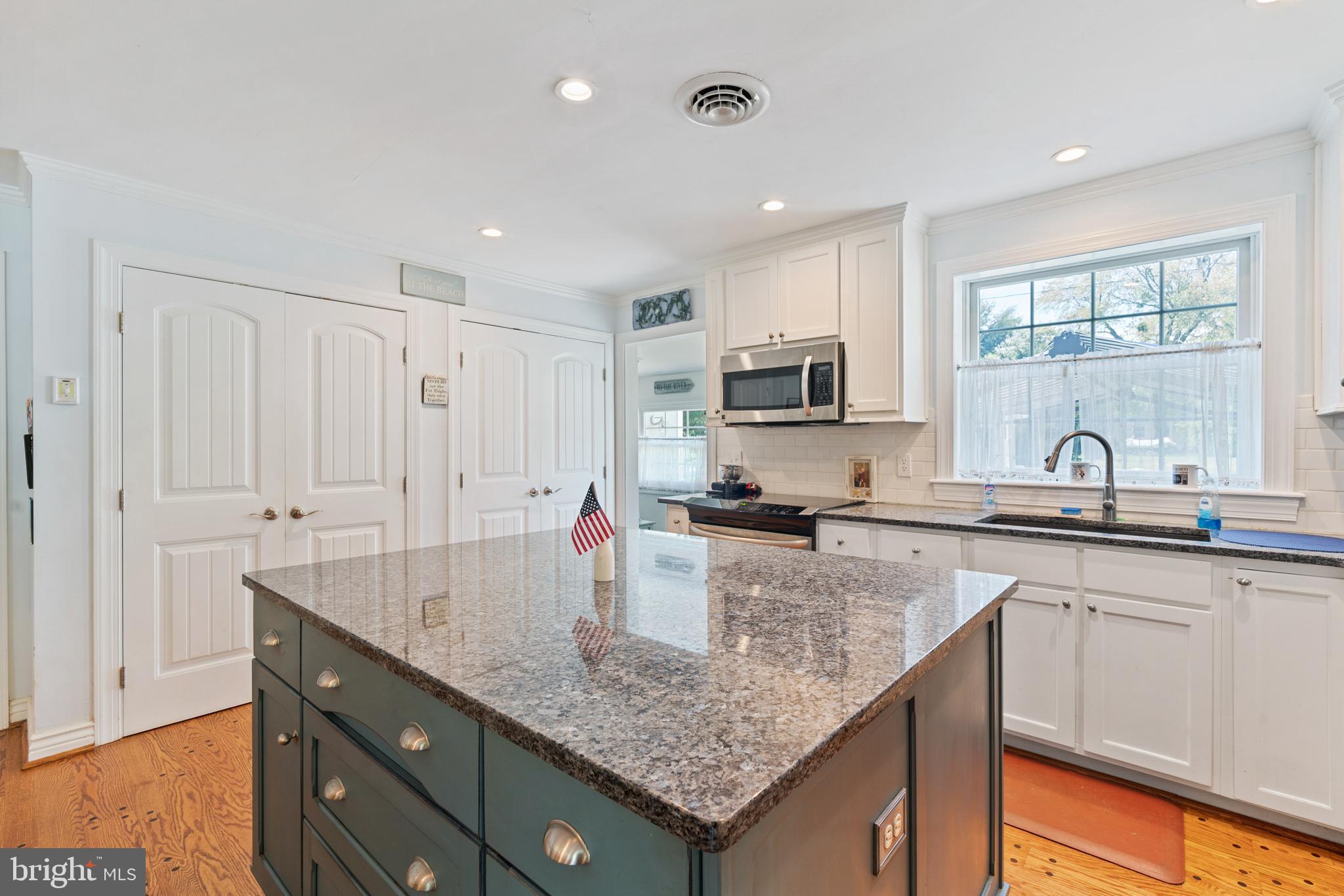 KENTMORE PARK - Residential