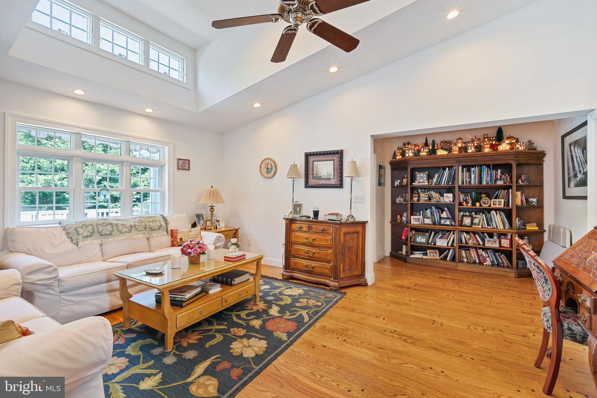 KENTMORE PARK - Residential