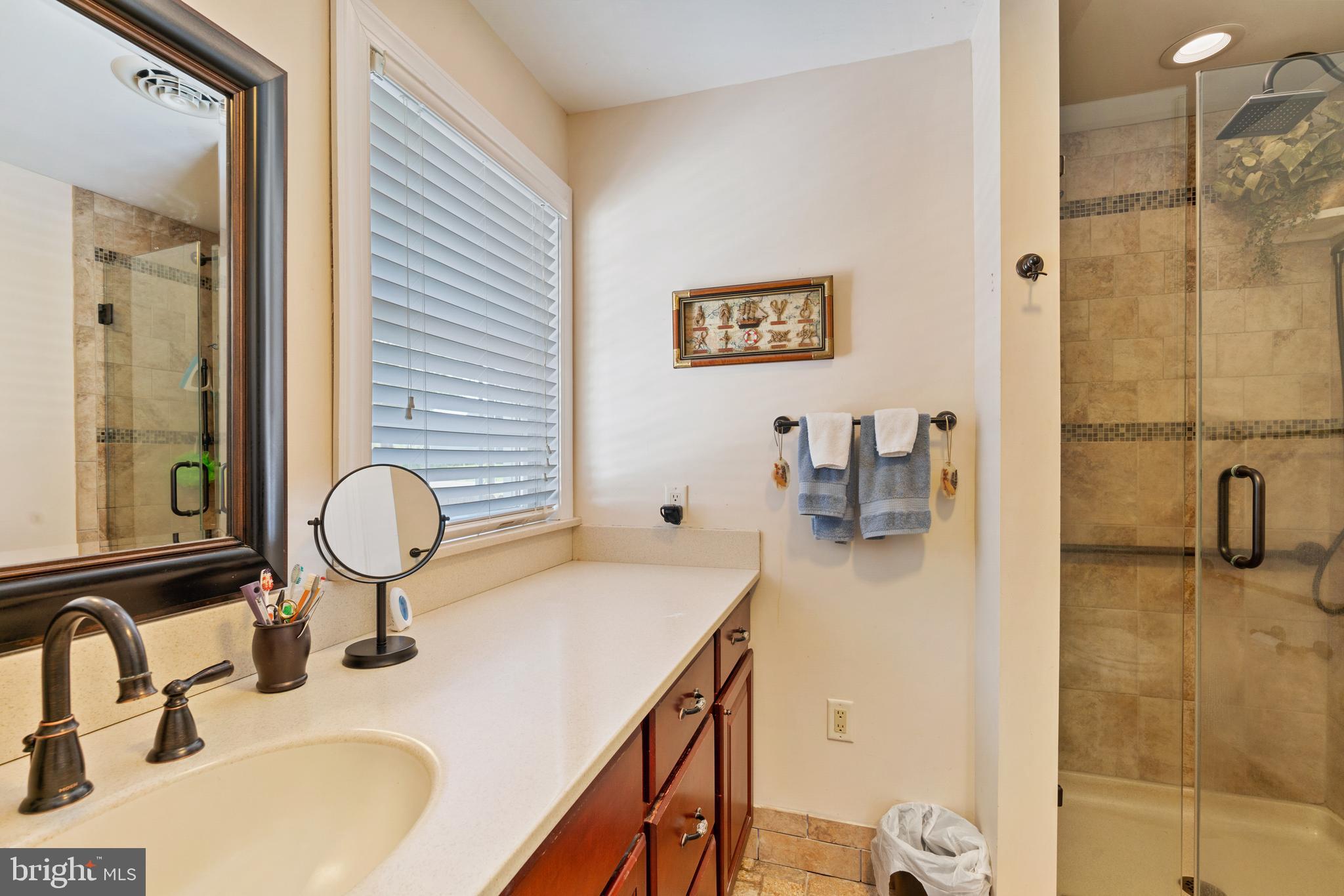 KENTMORE PARK - Residential